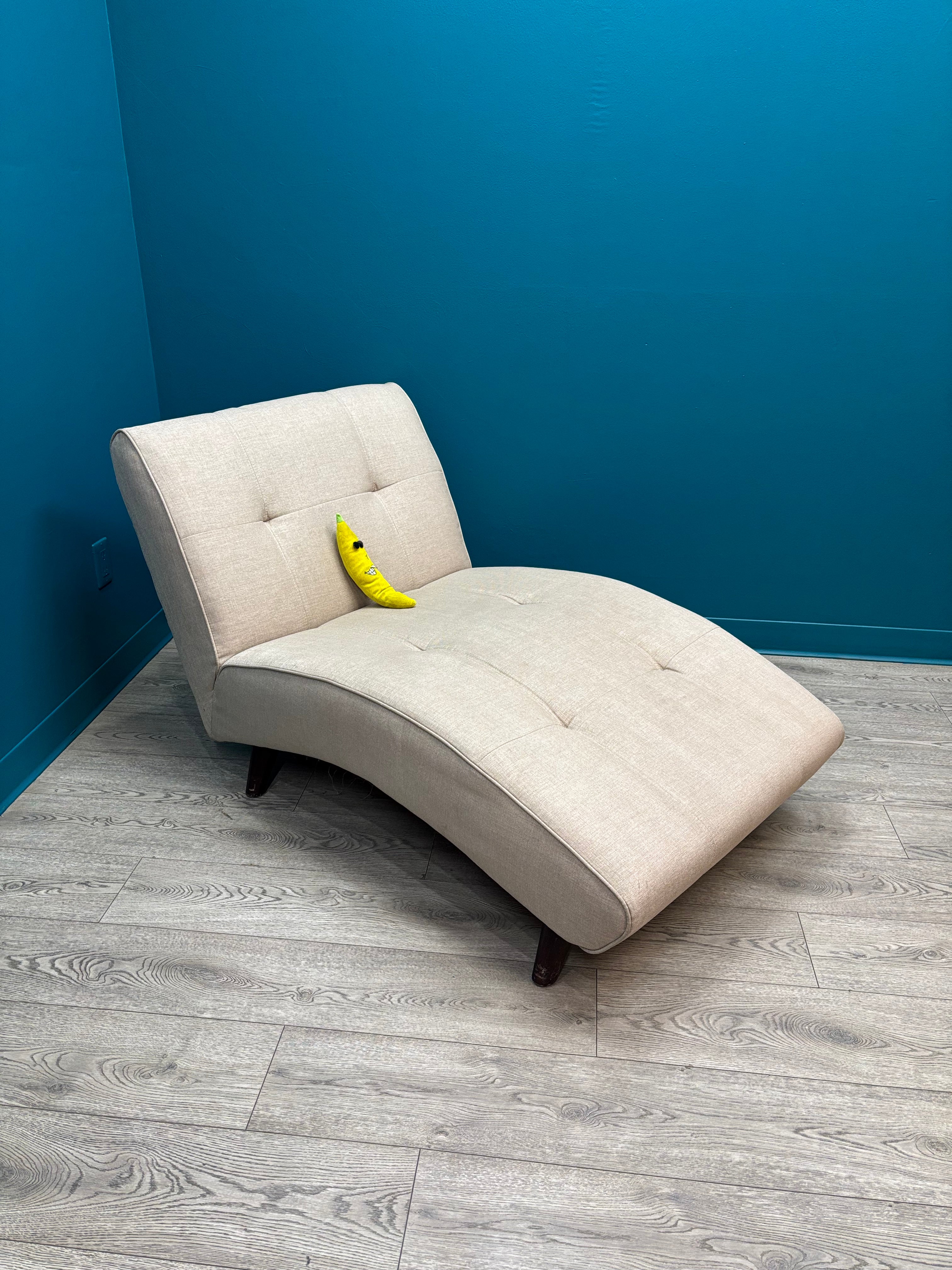 Grey Lounge Chaise (EQ3)