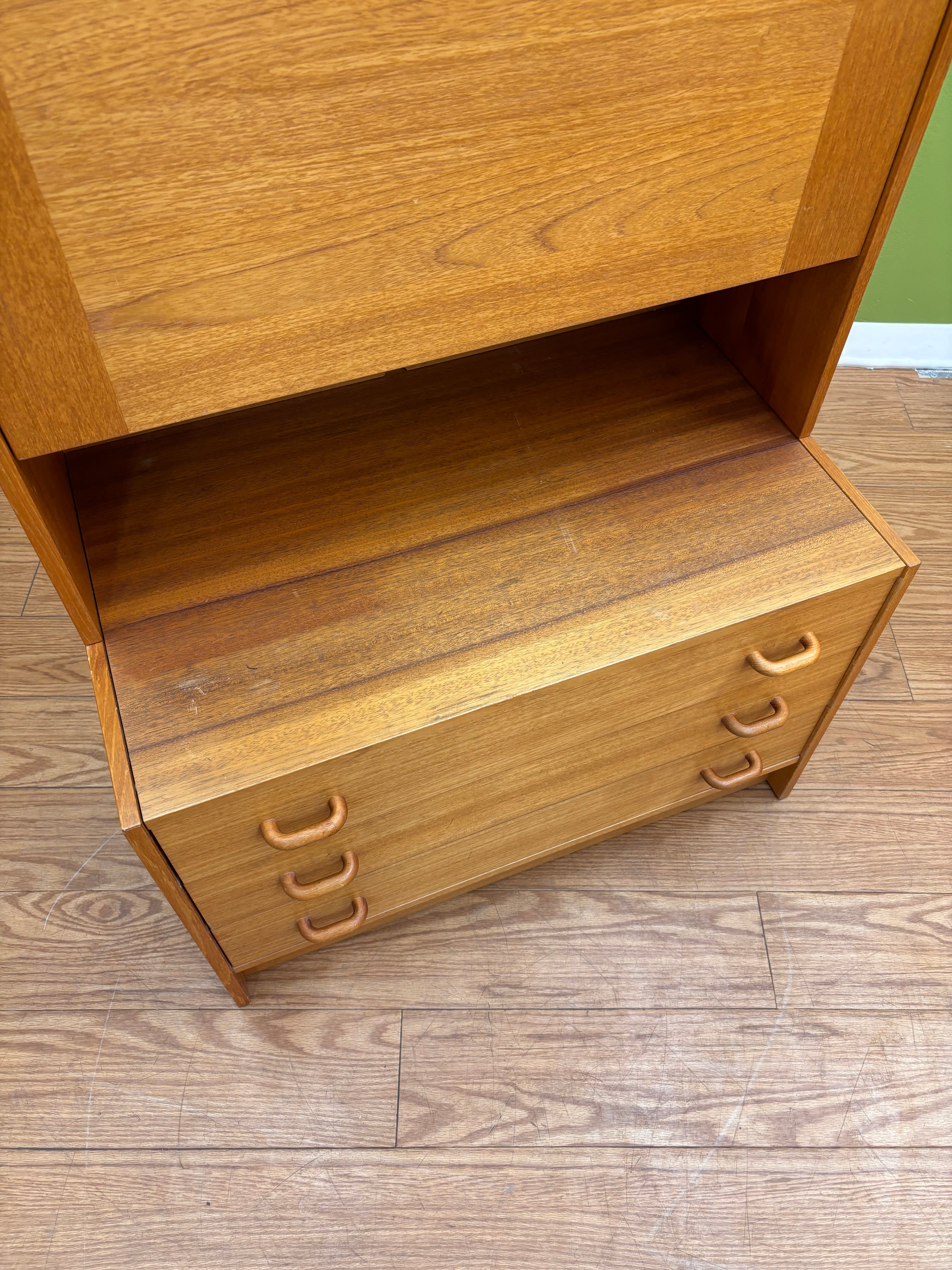 Danish Domino Mobler Wall Unit