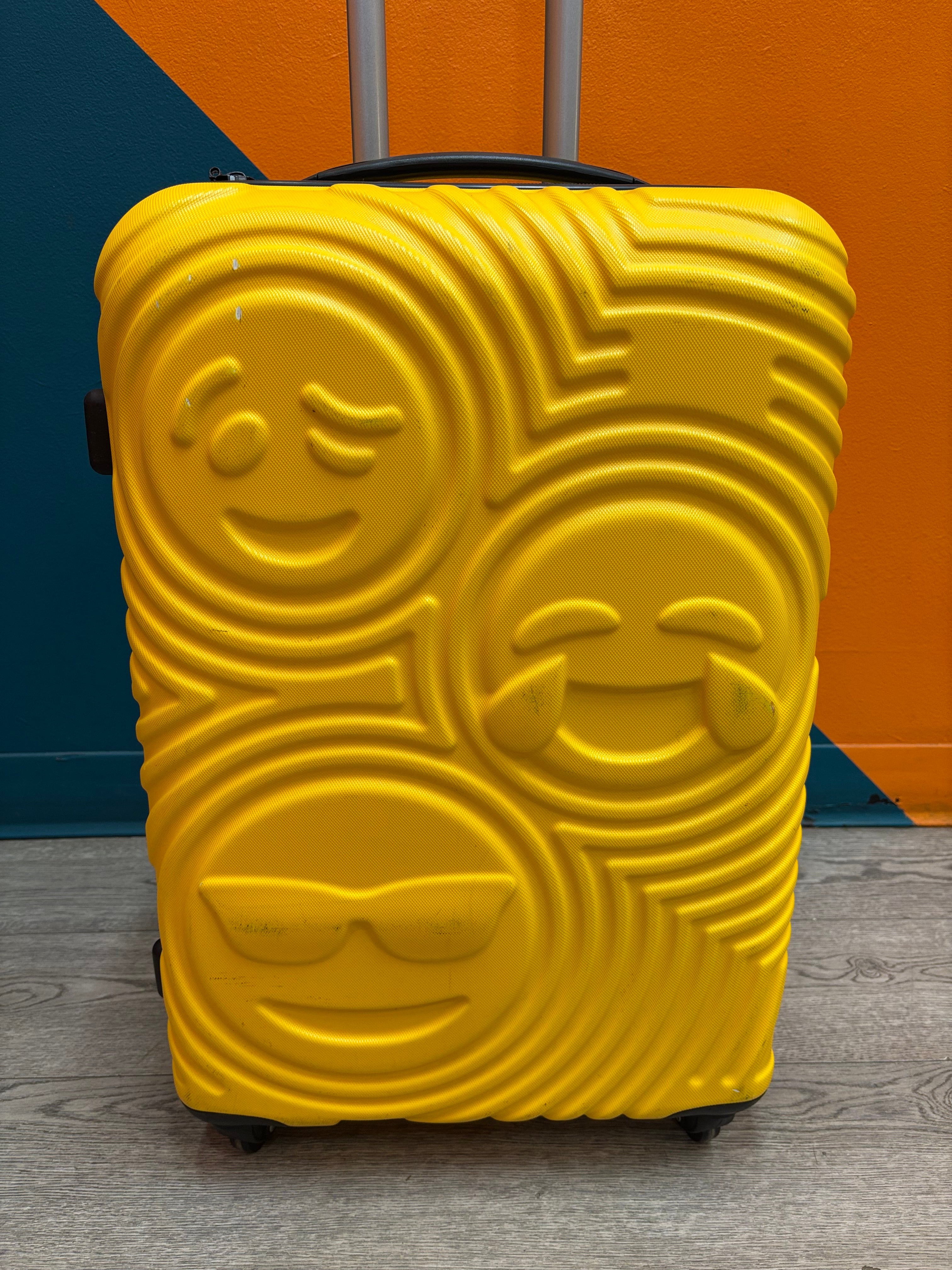 Yellow Emoji Hard Shell Luggage