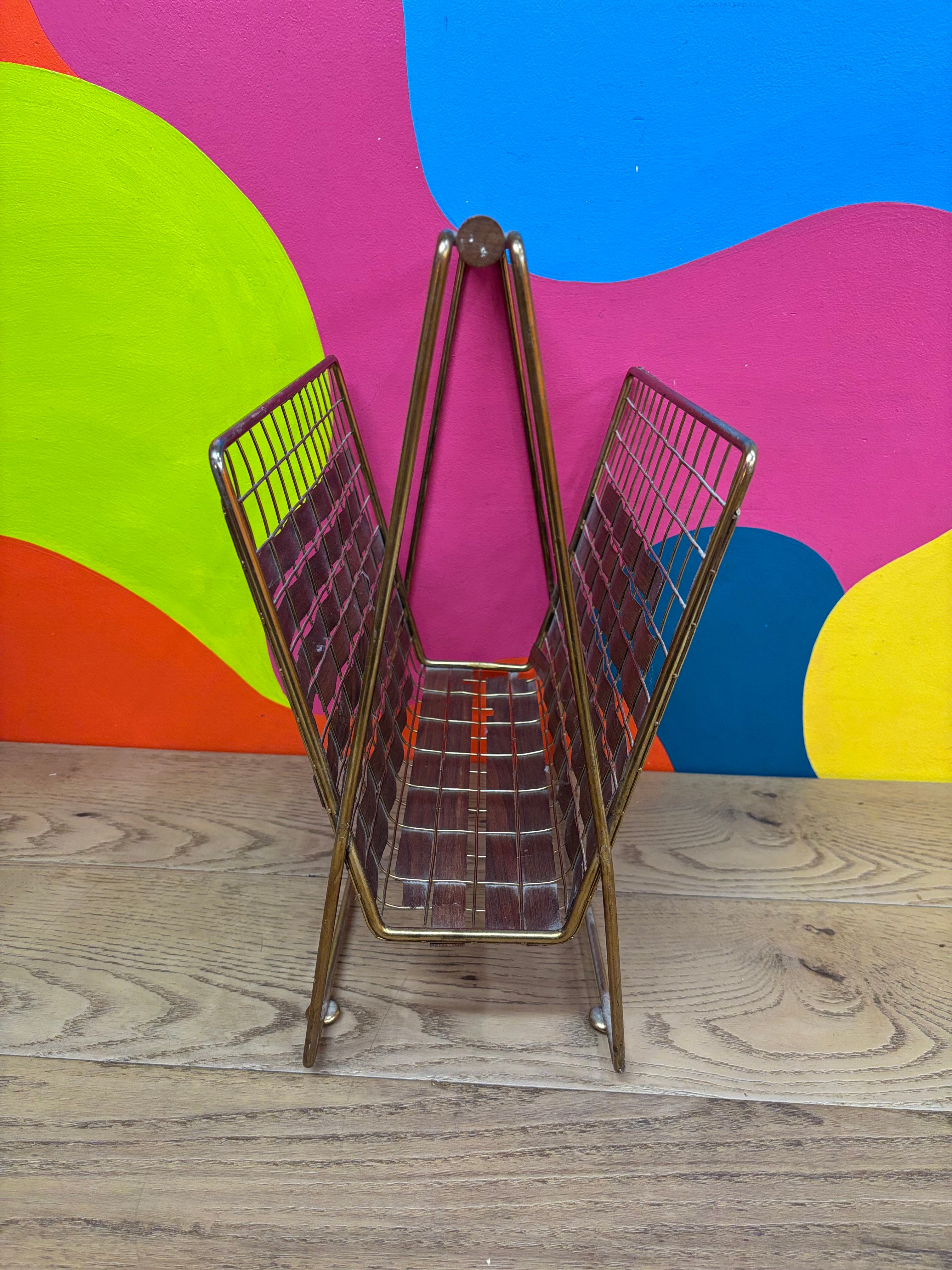 Metal Magazine Rack
