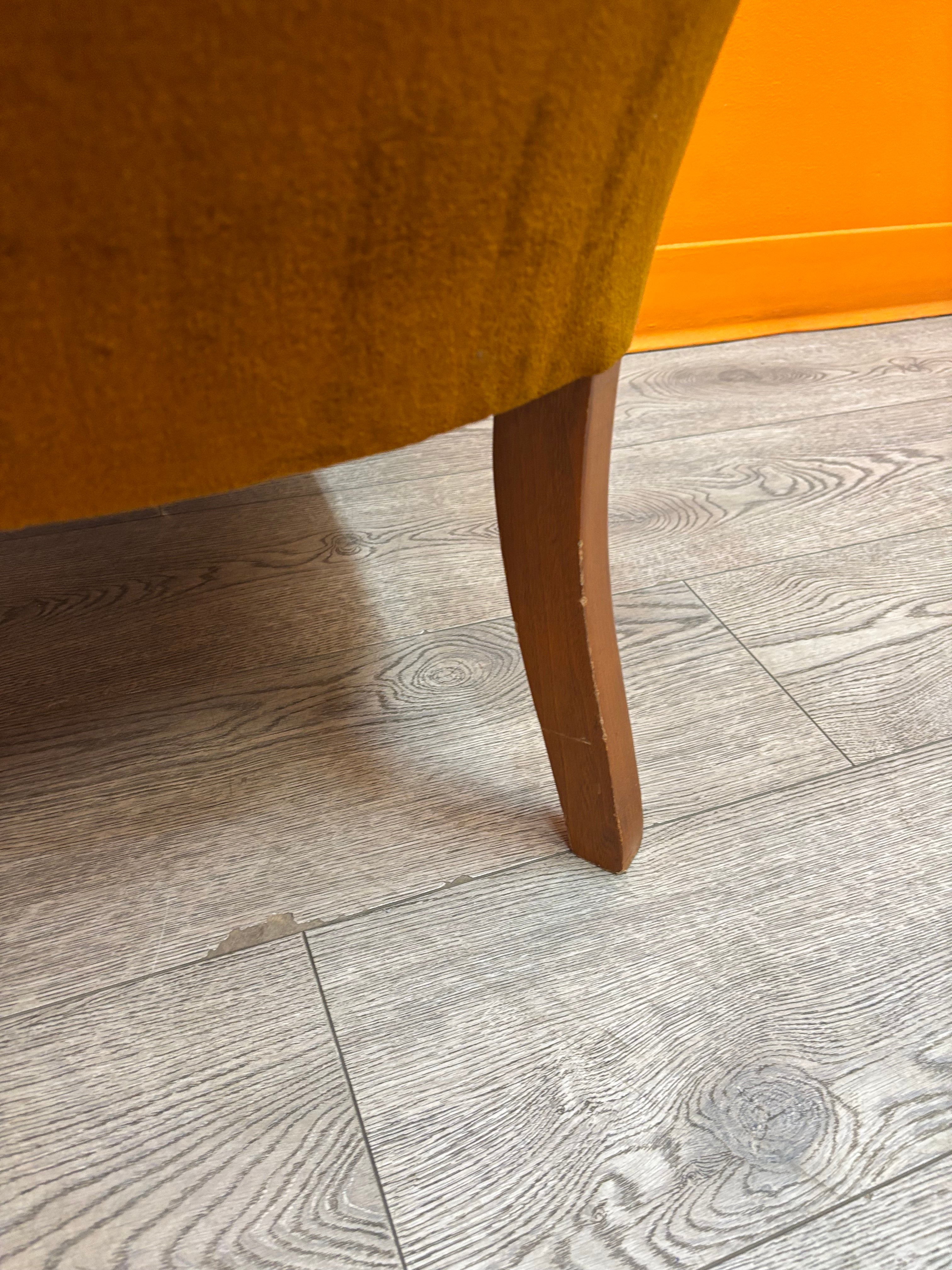 Brown Accent Armchair