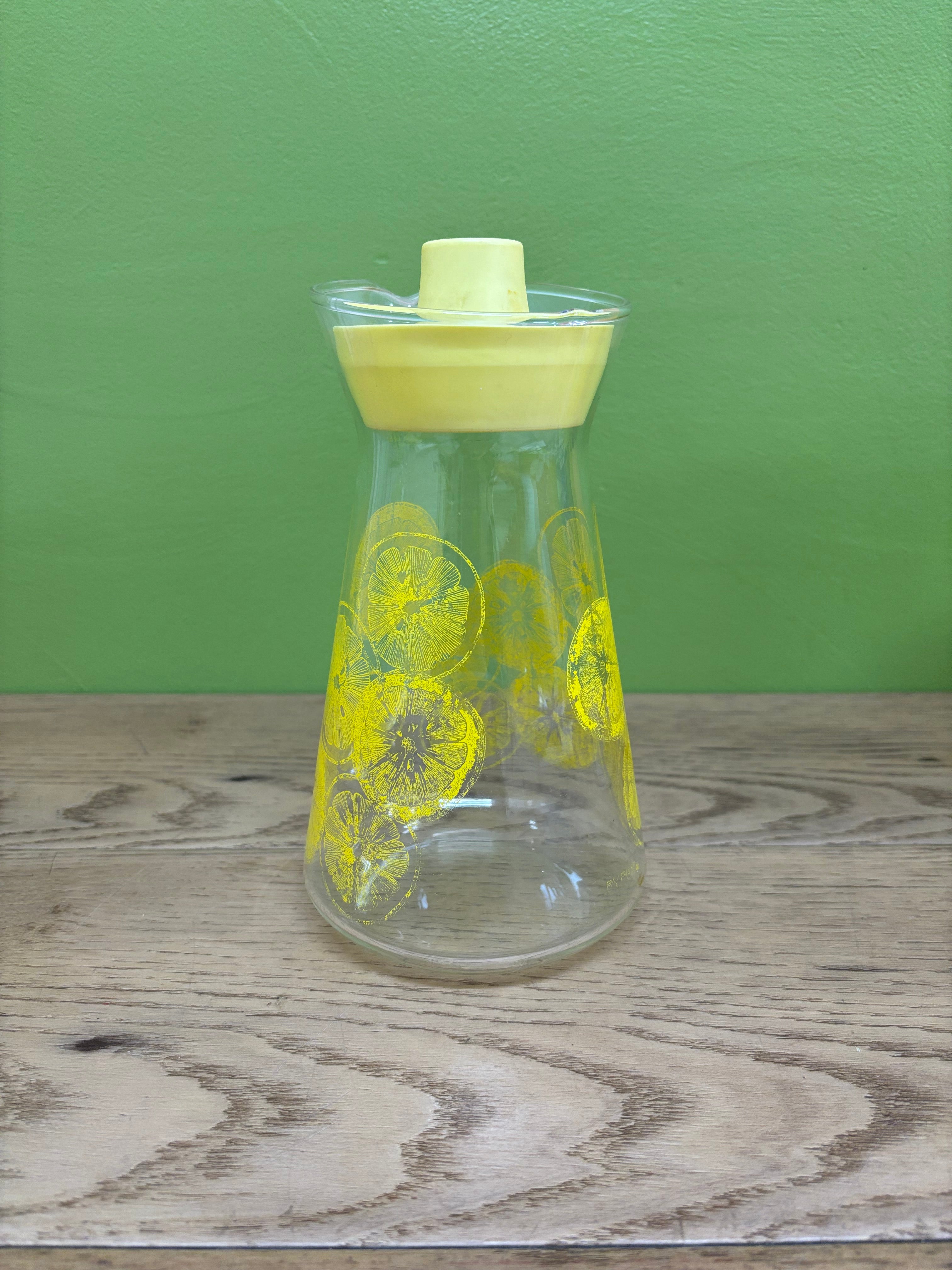 Small Pyrex Juice Jug