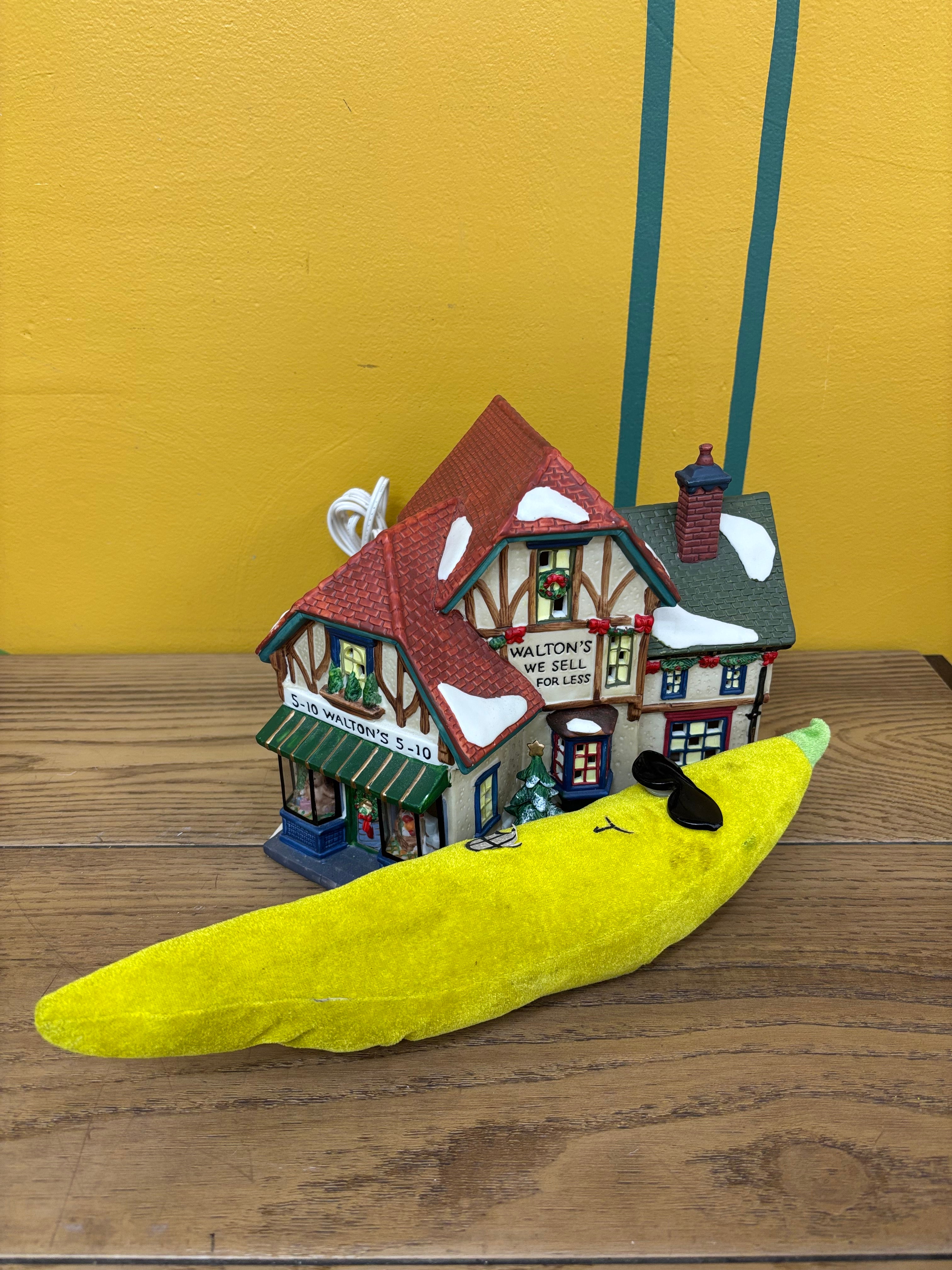 Holiday Time Walton's 5 & 10 Light Up Building