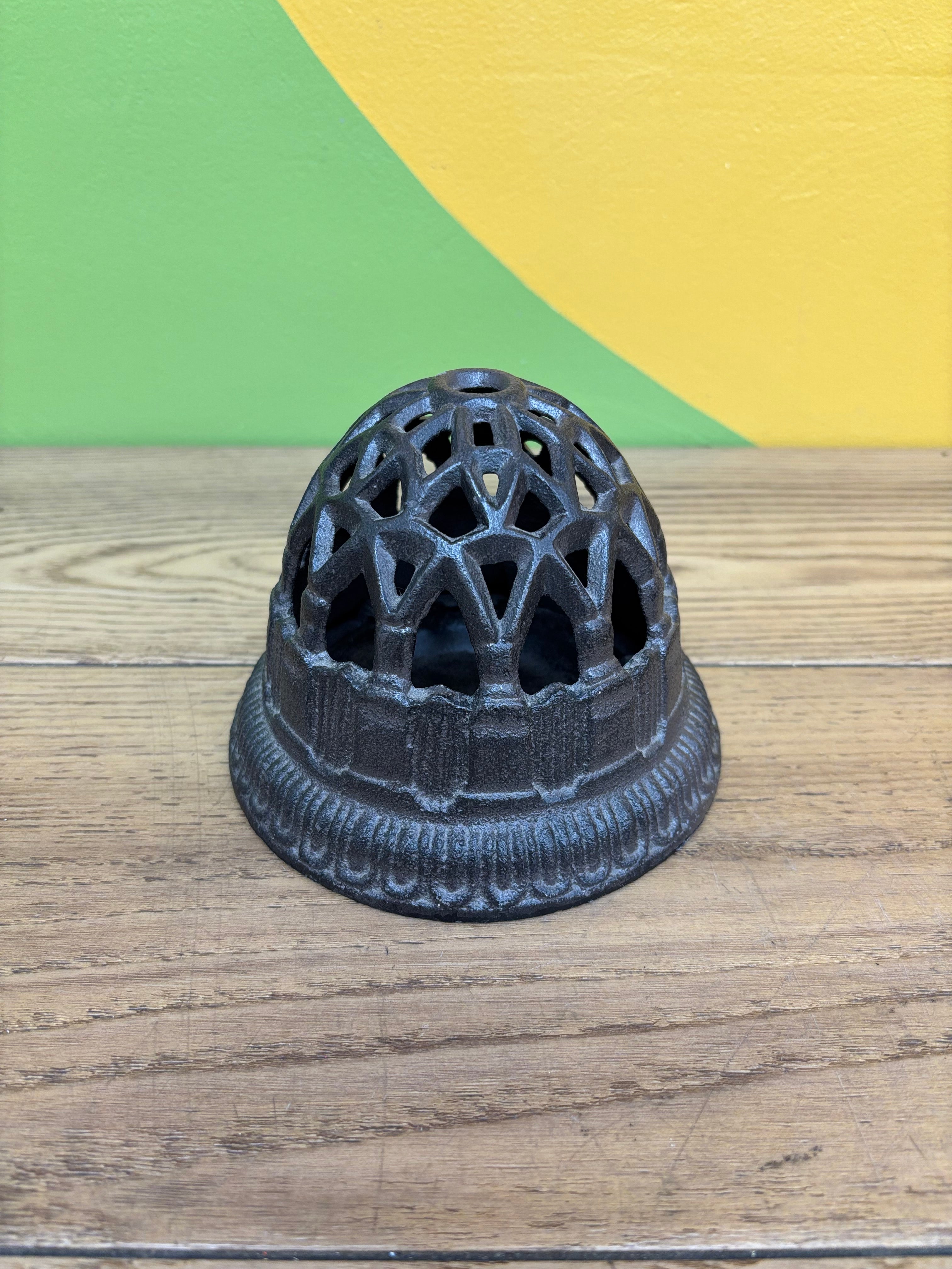 Cast Iron Beehive Dome Style Twine Holder