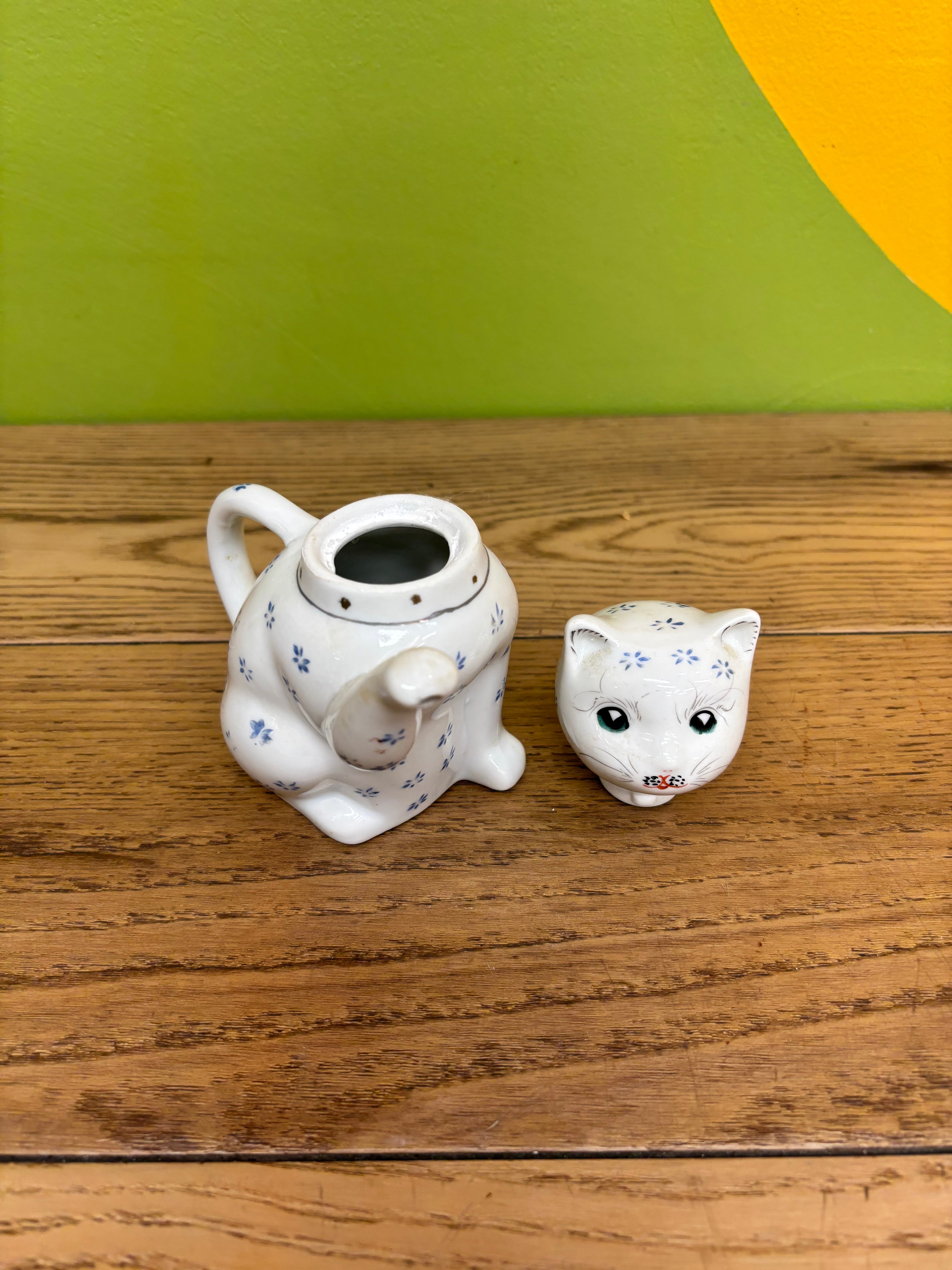 Cat Teapot