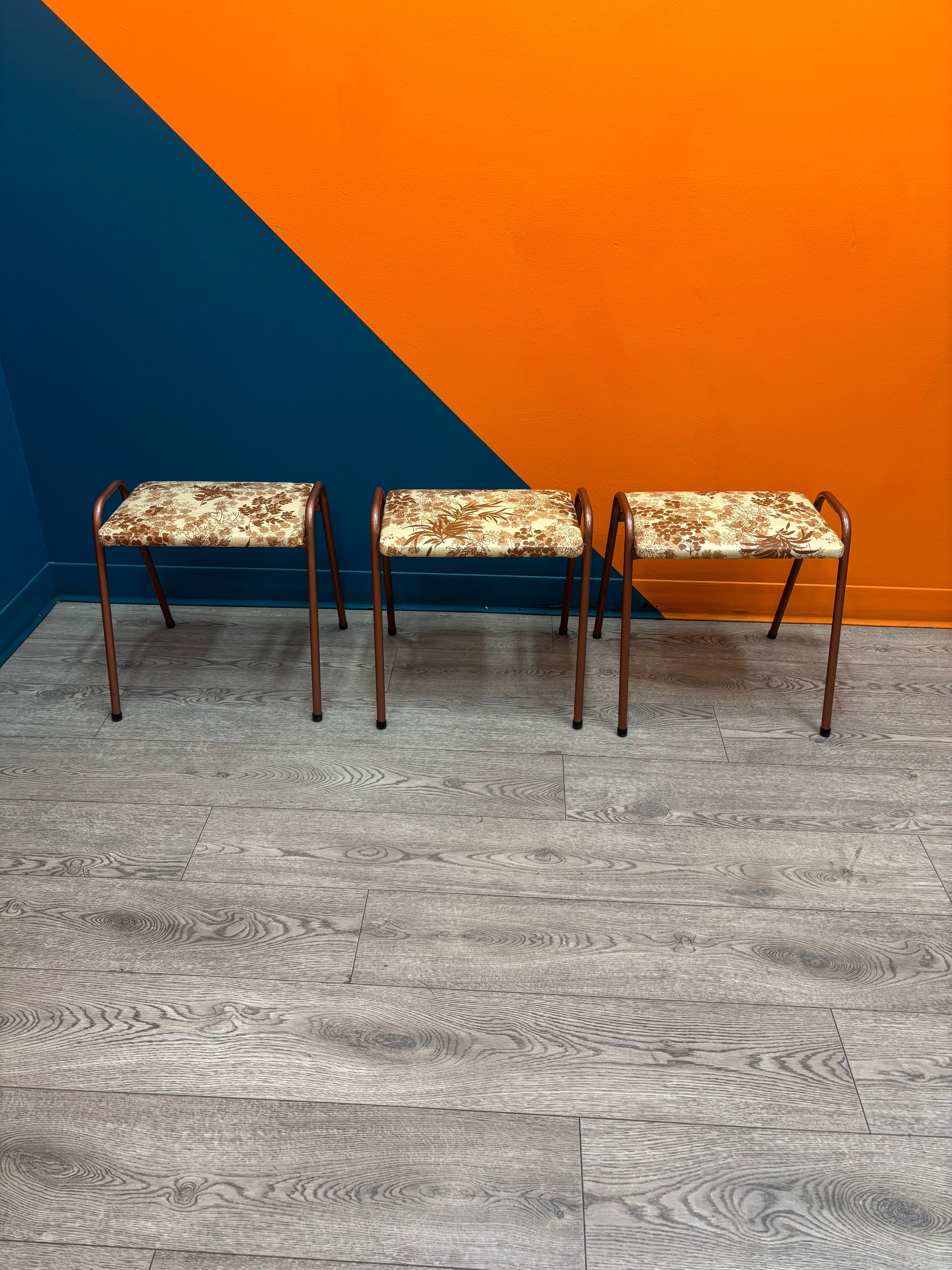 Stacking Leaf-Patterned Vinyl Stools (Set of 3)