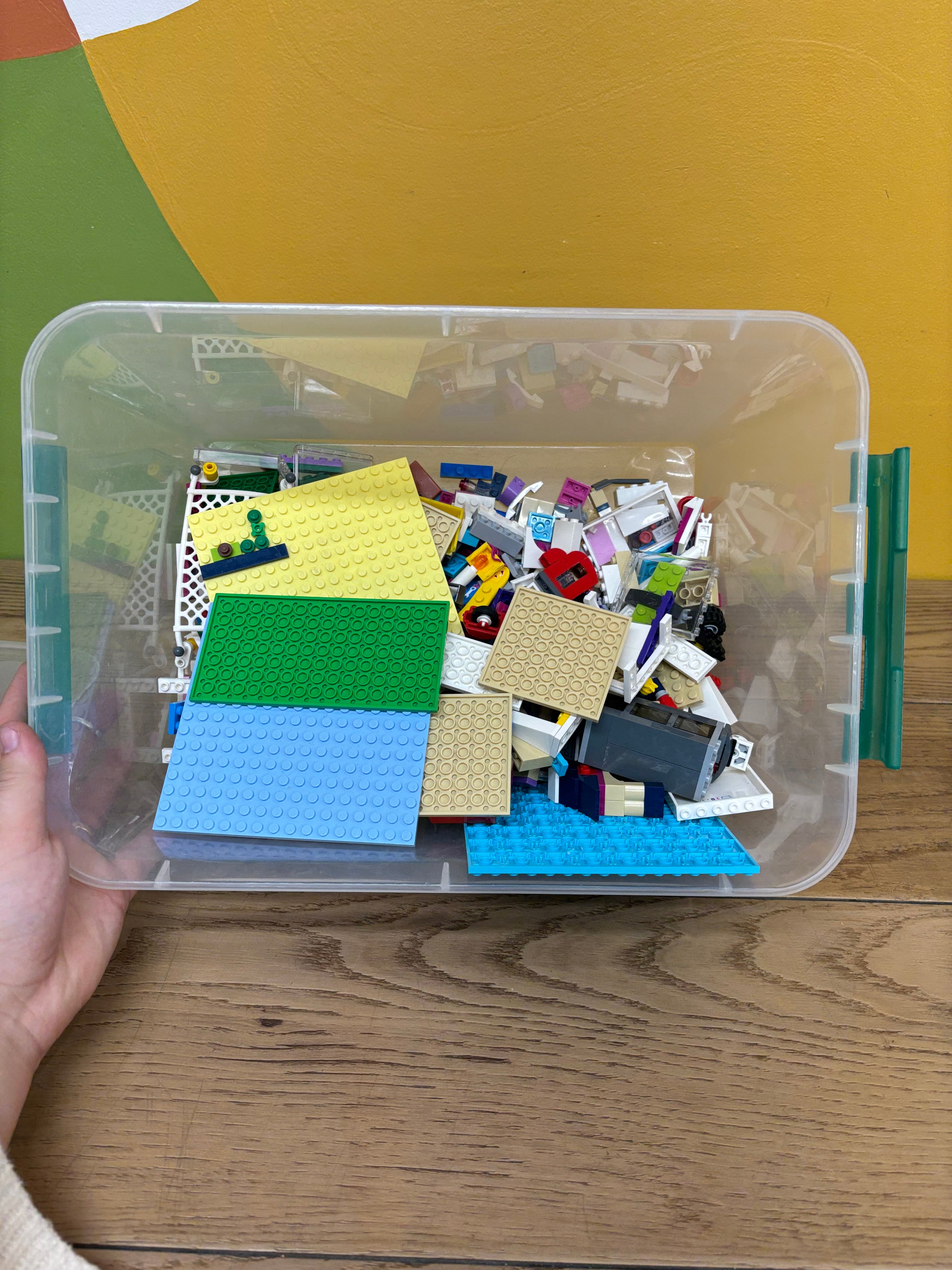Small Bin of Assorted Lego