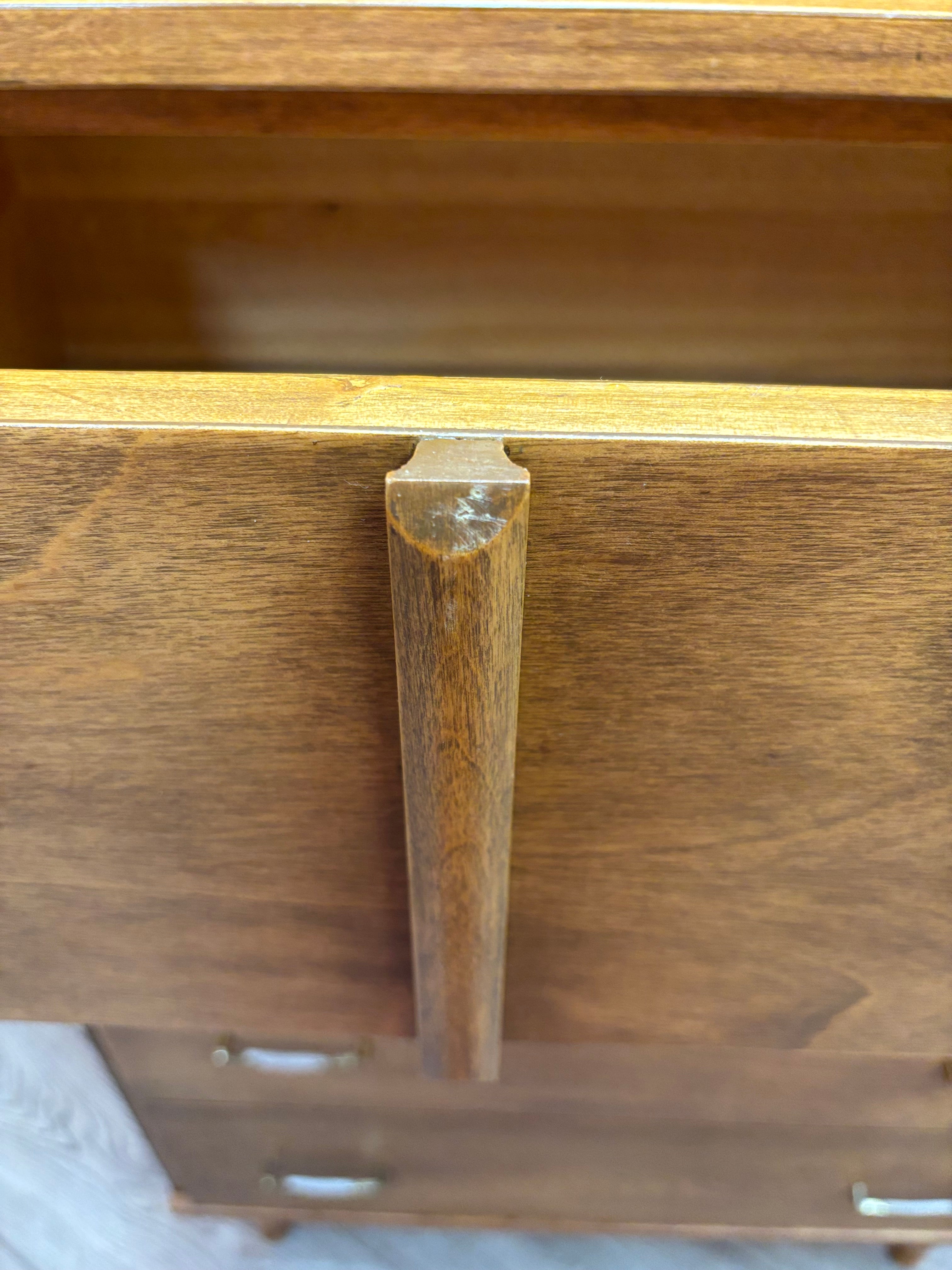 Wood 4 Drawer Dresser (J.W Kilgour & Bro.)