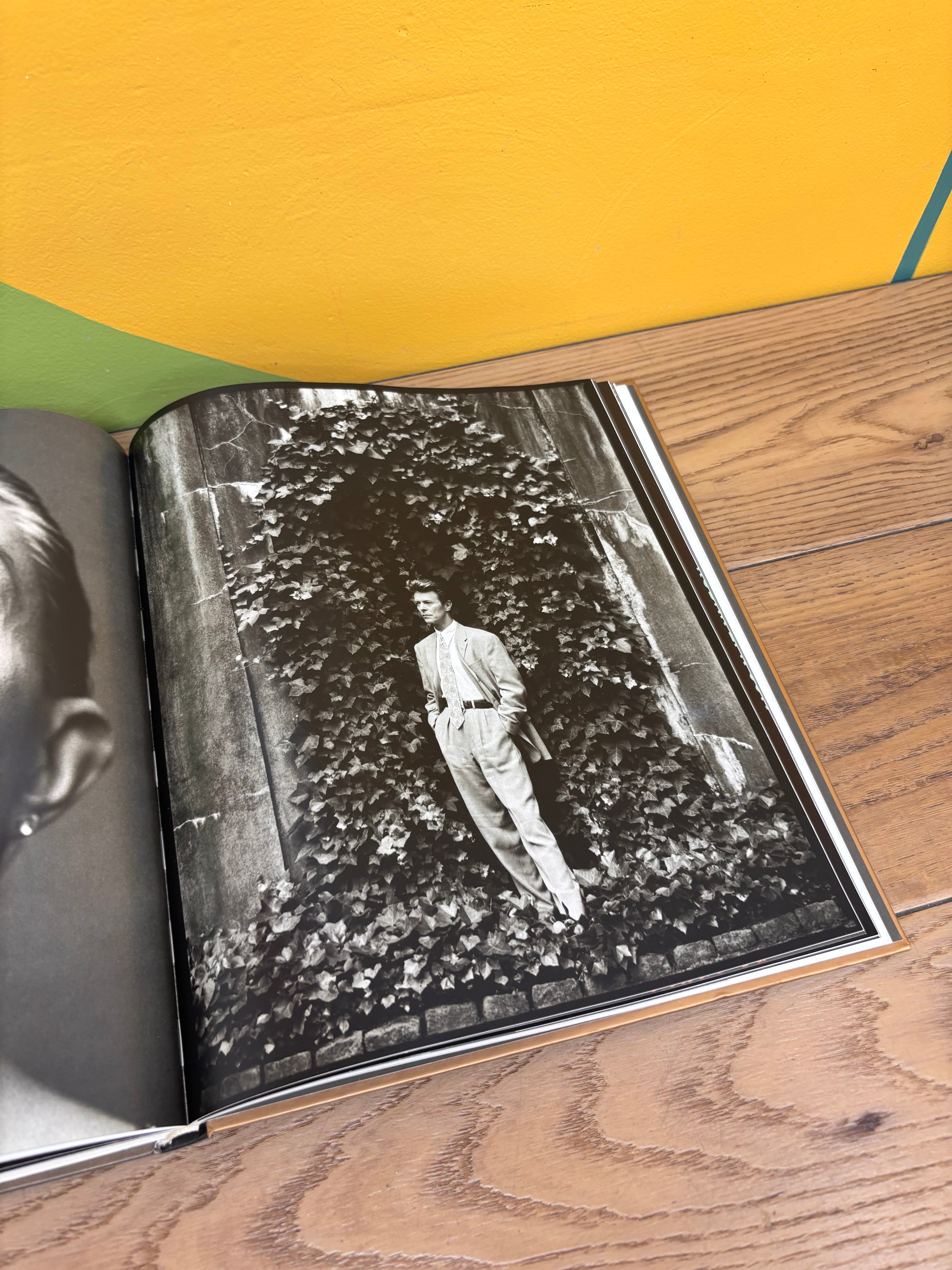 Annie Leibovitz: Photographs Hardcover Book