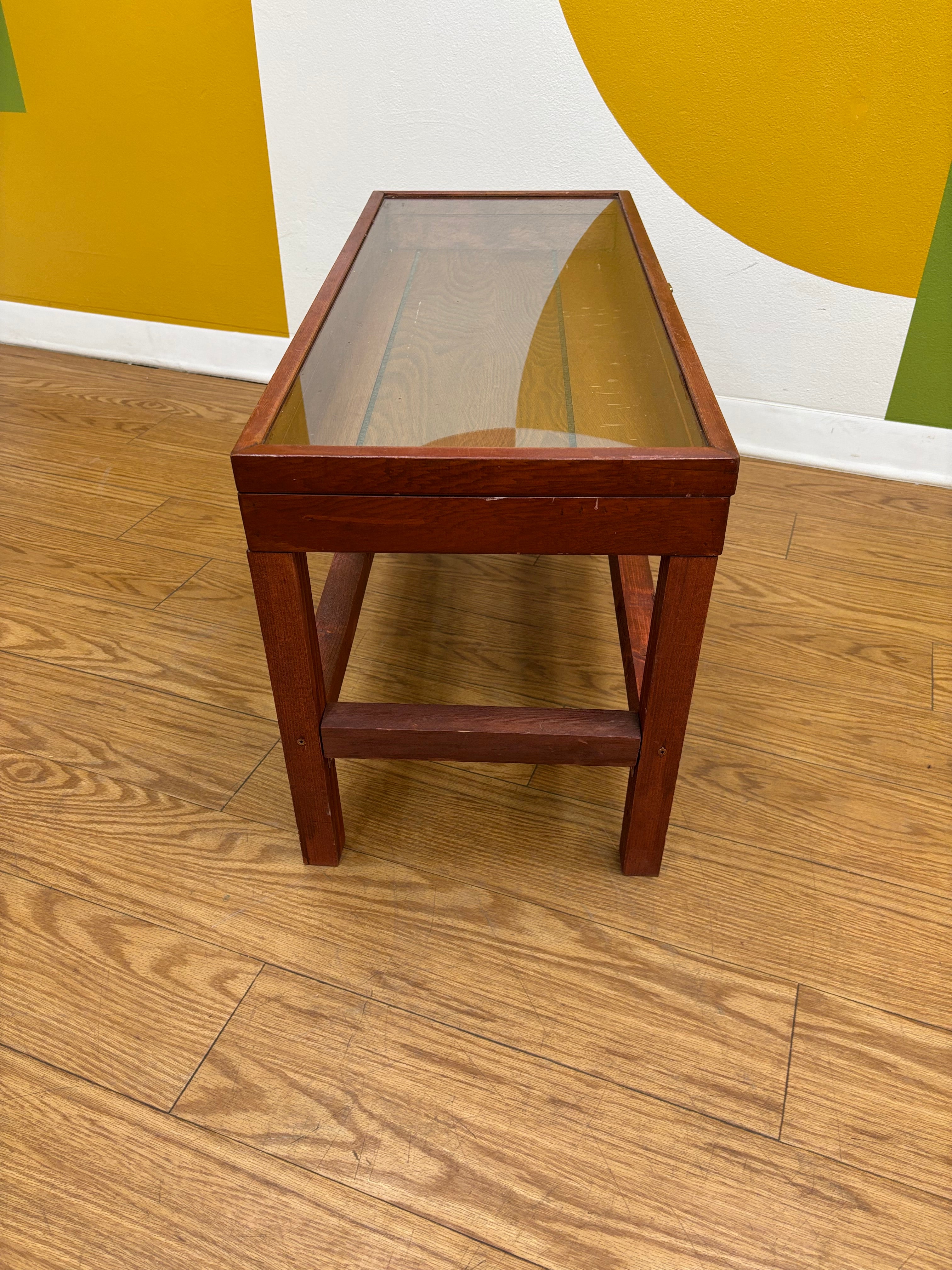 Shadow Box Table