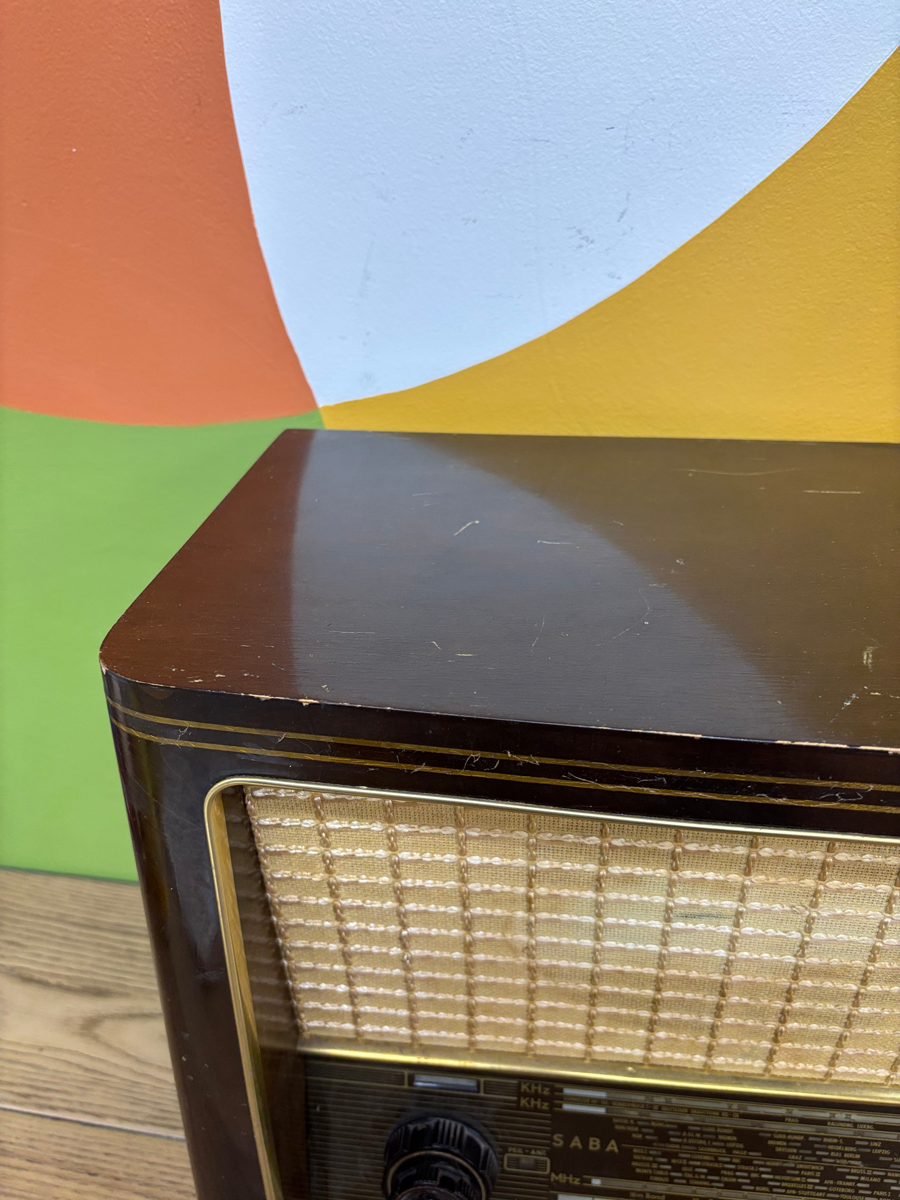 Saba Wildbad 8 Tube Radio