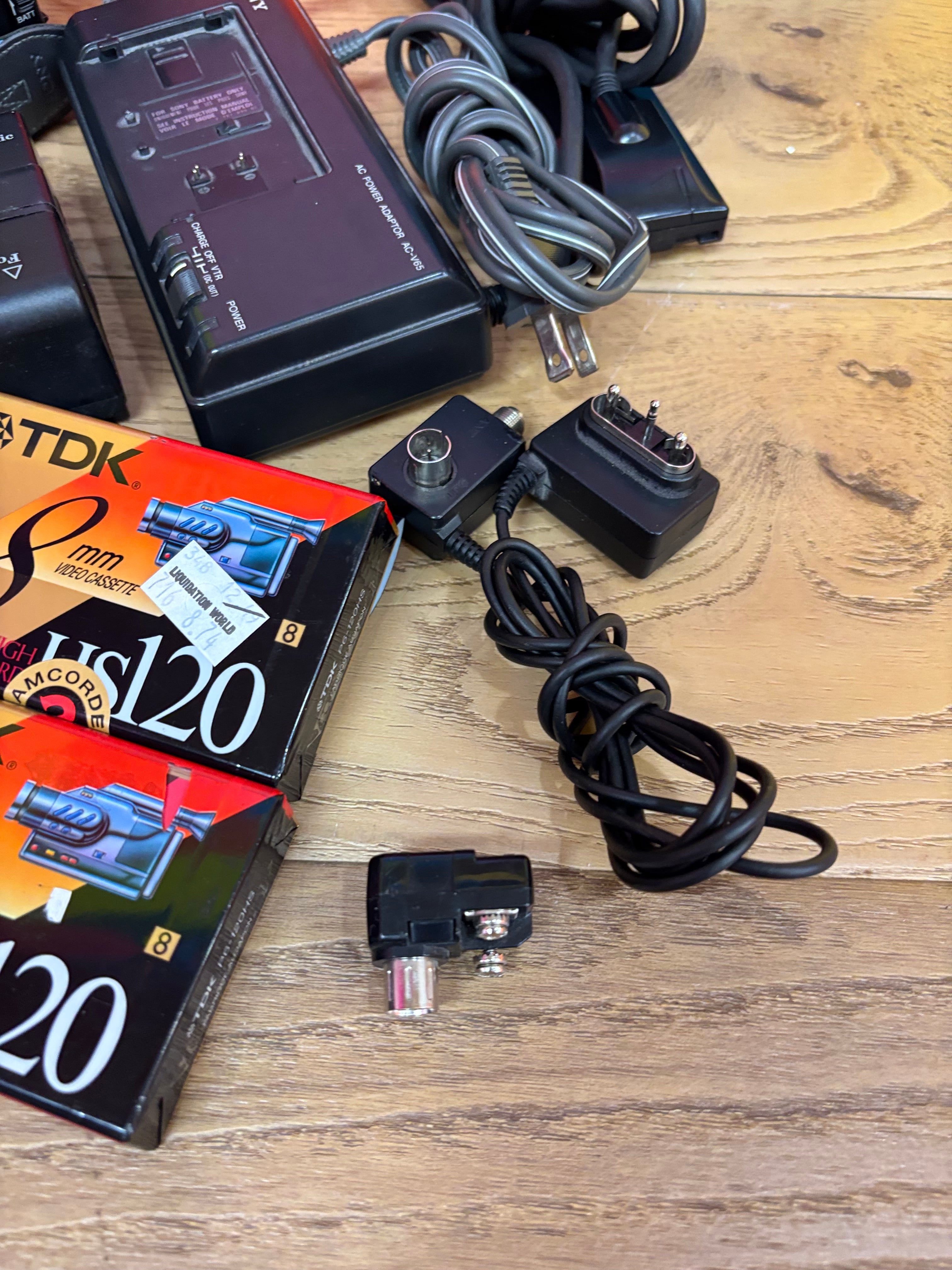 Sony Handycam Video 8 Camcorder (CCD-F77)