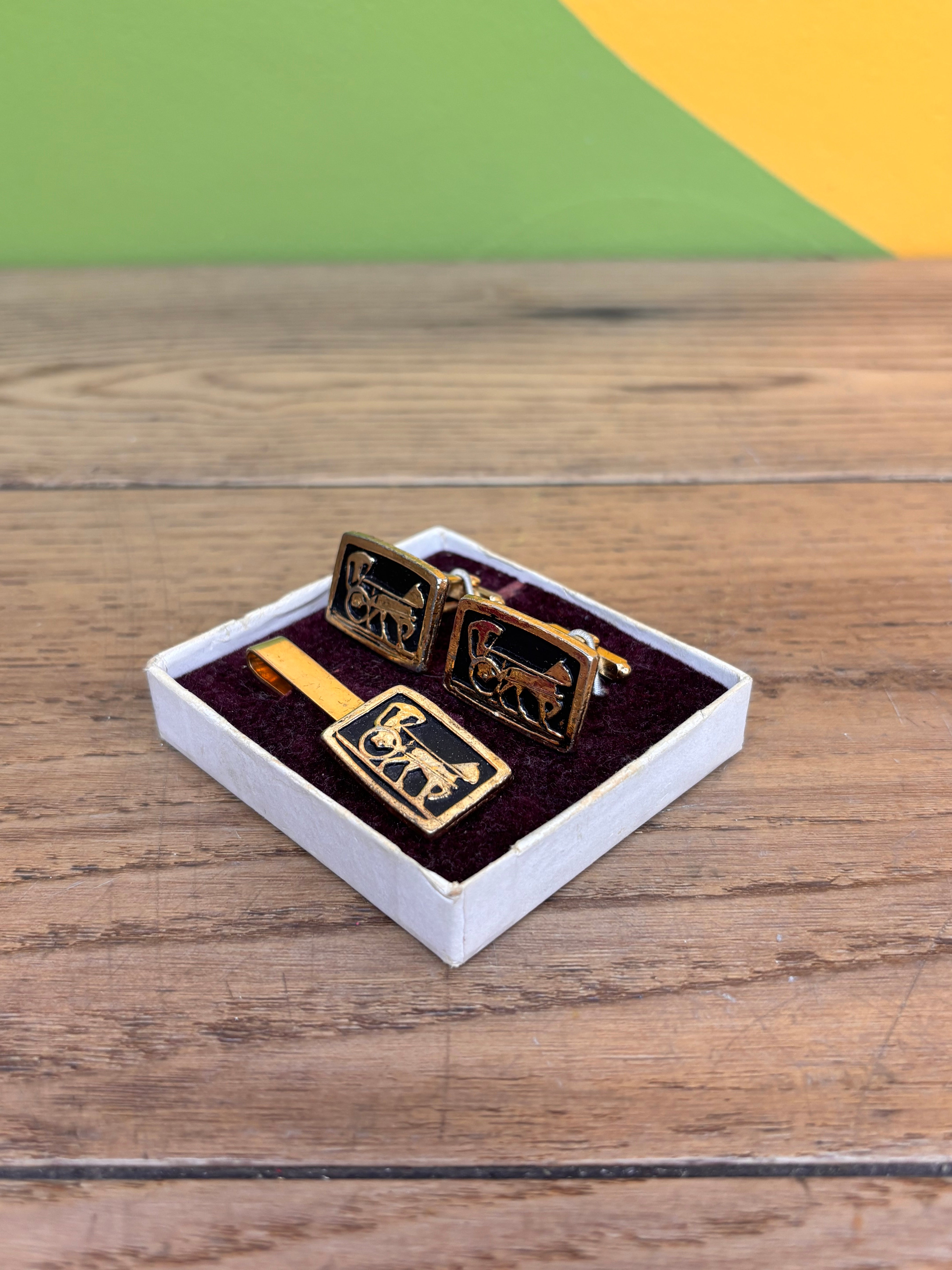 Horse and Buggy Cufflinks and Tie Clip