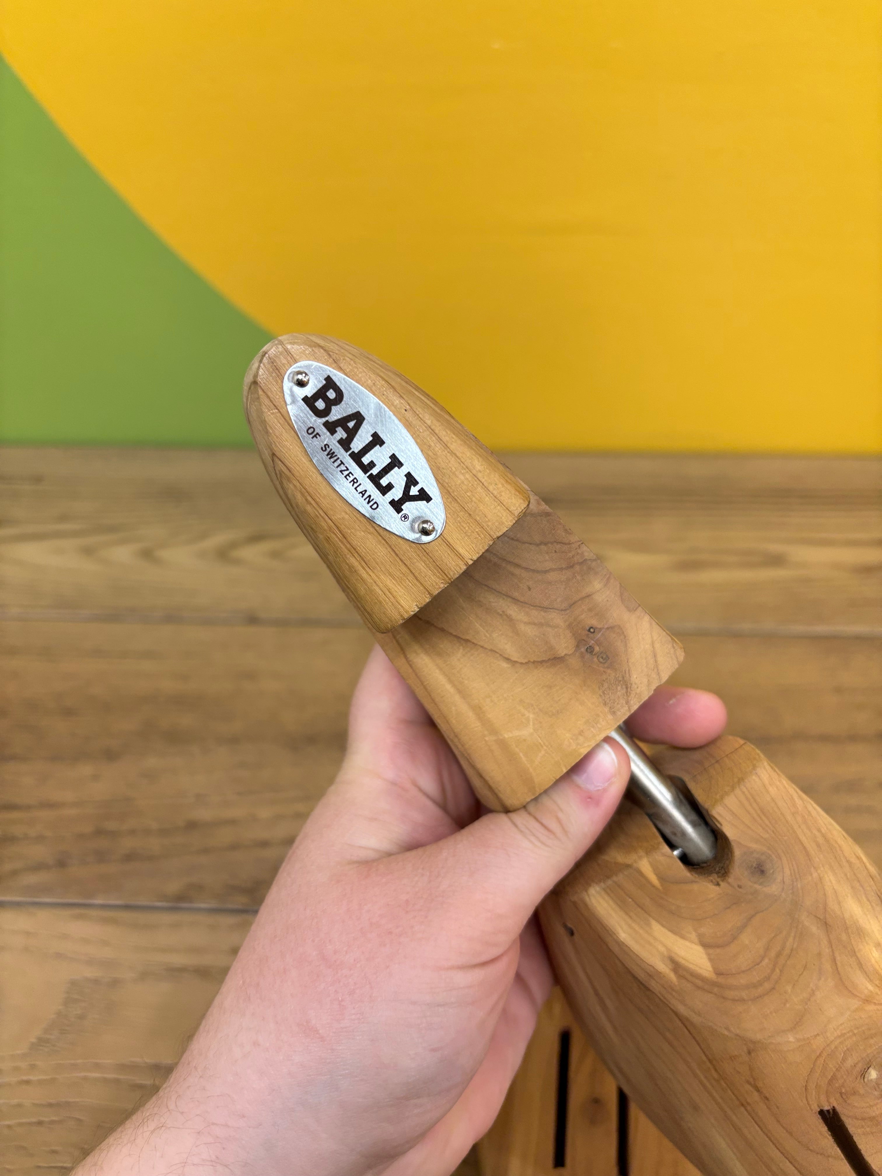 Wood Bally of Switzerland Shoe Trees - Size Large