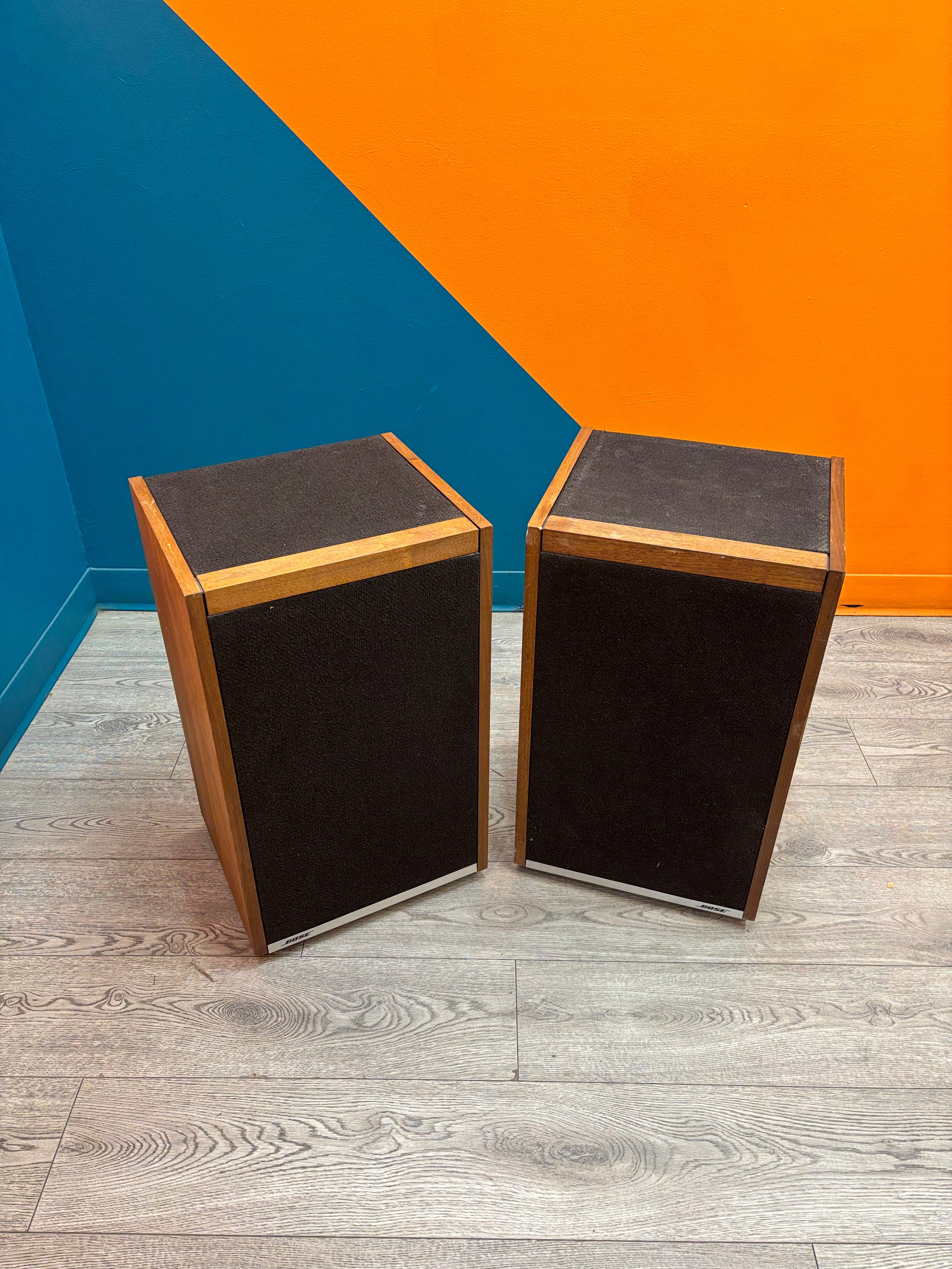 Set of Bose 601 Cabinet Speakers