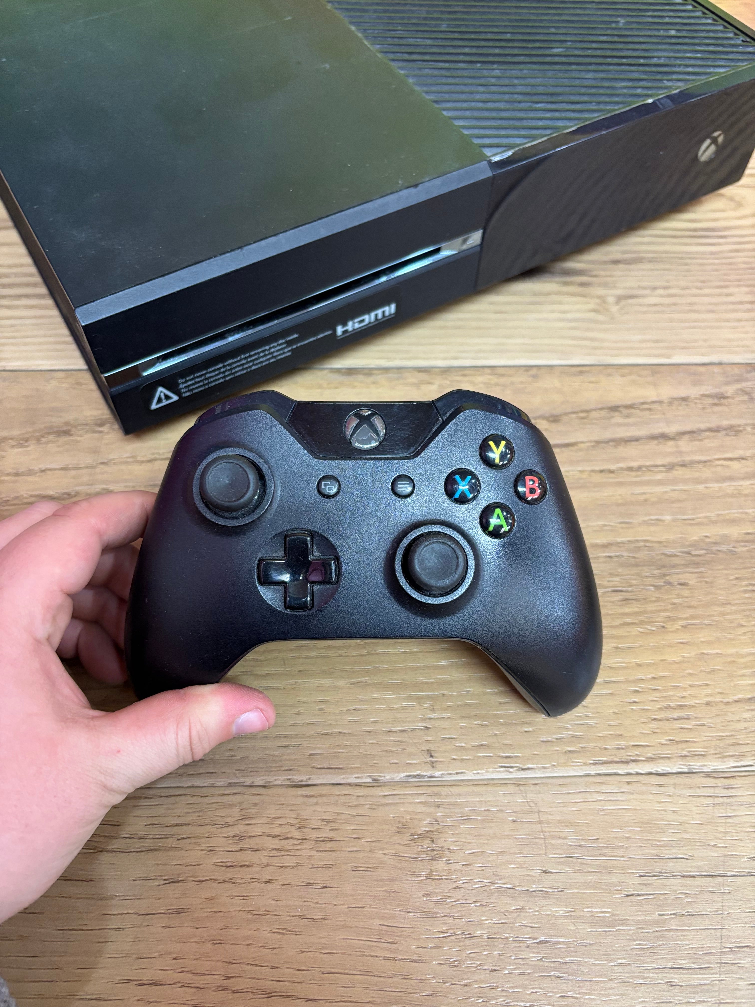 Xbox One Console & Controller