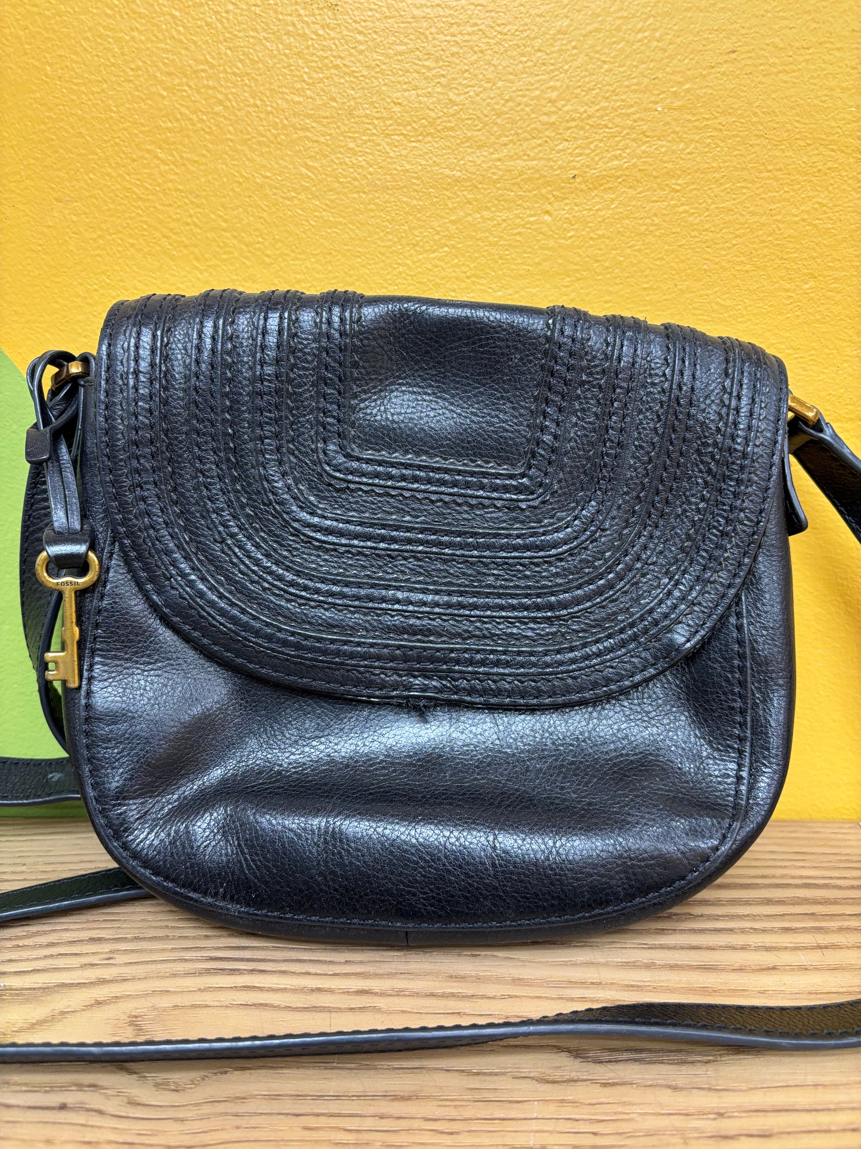Black Fossil Saddle Crossbody Bag