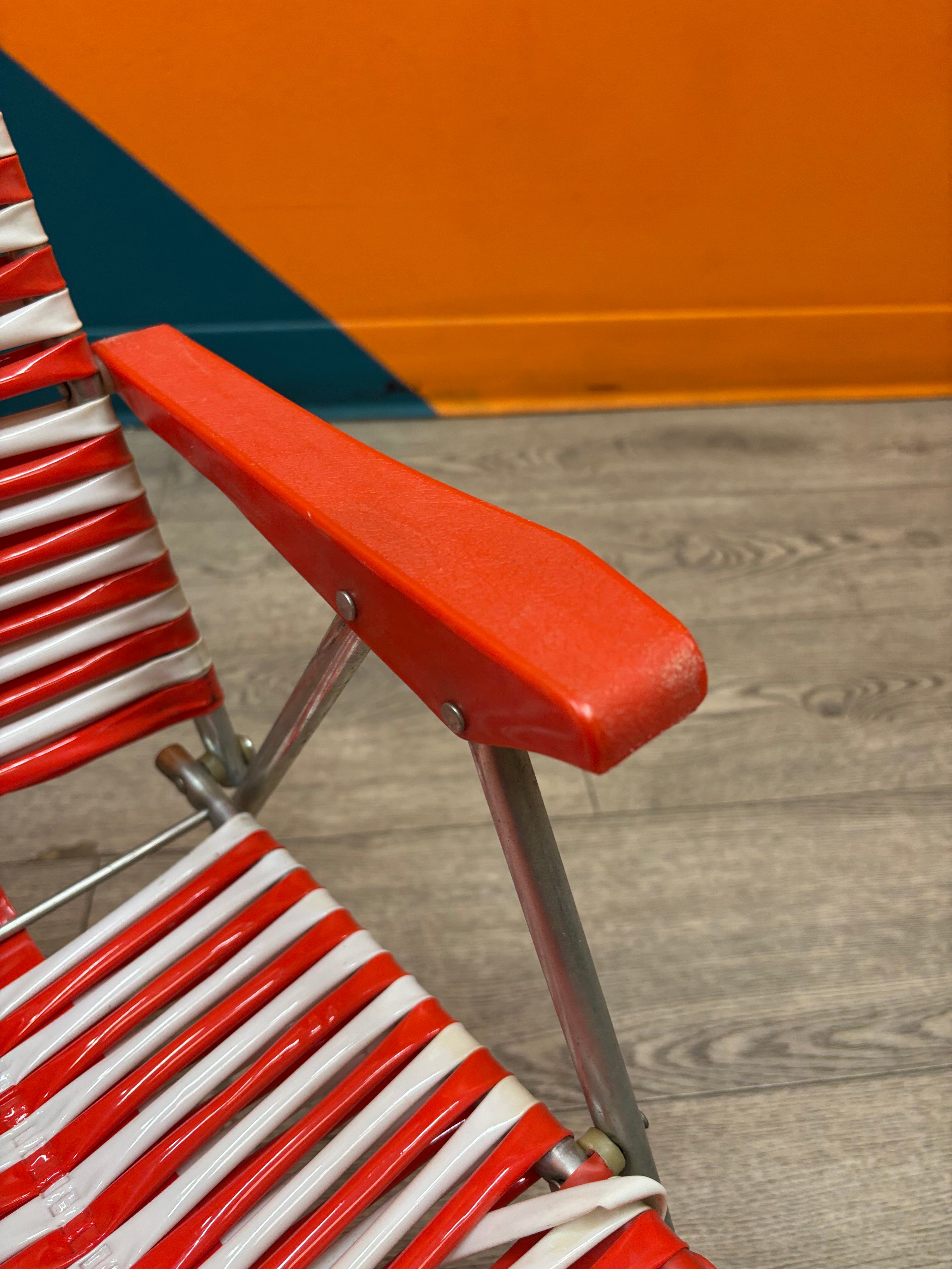 Jellybean Folding Tube Chair (1982)