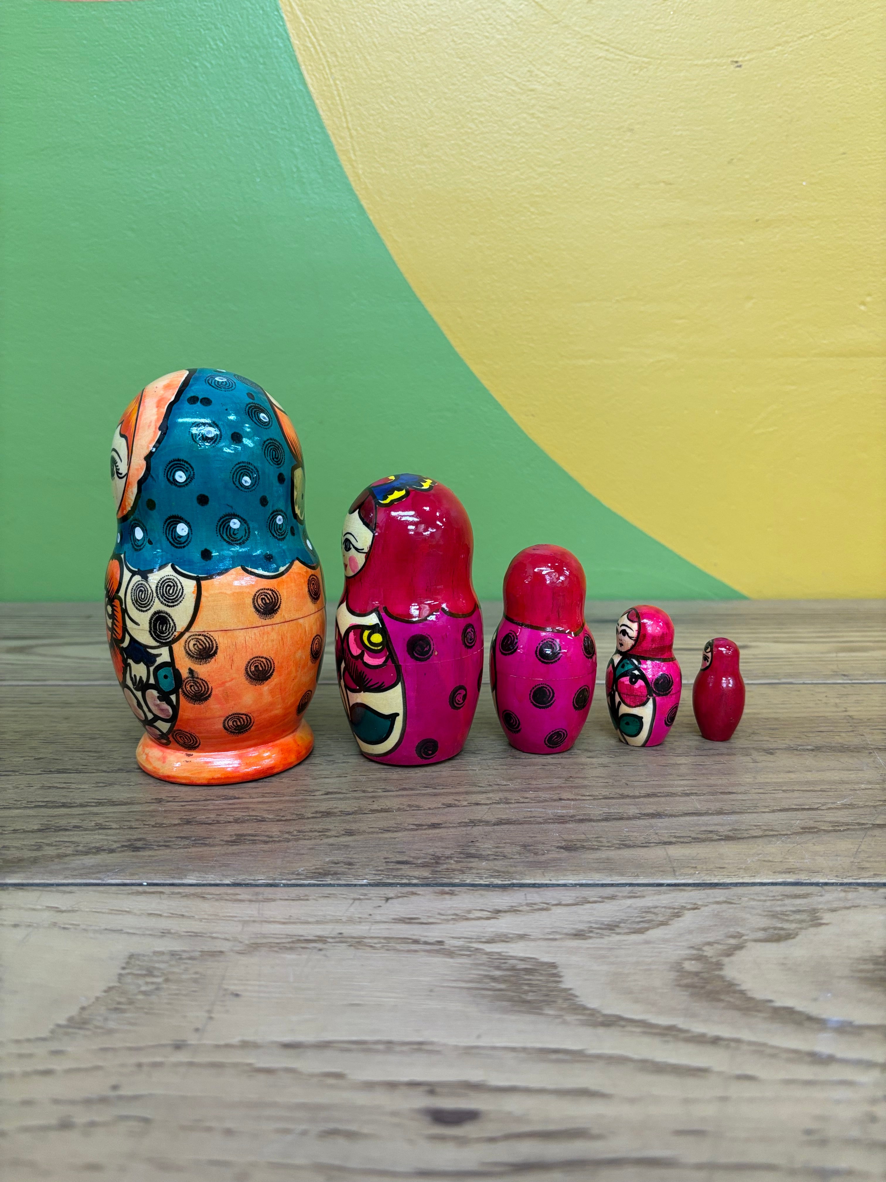 Nesting Dolls (5)