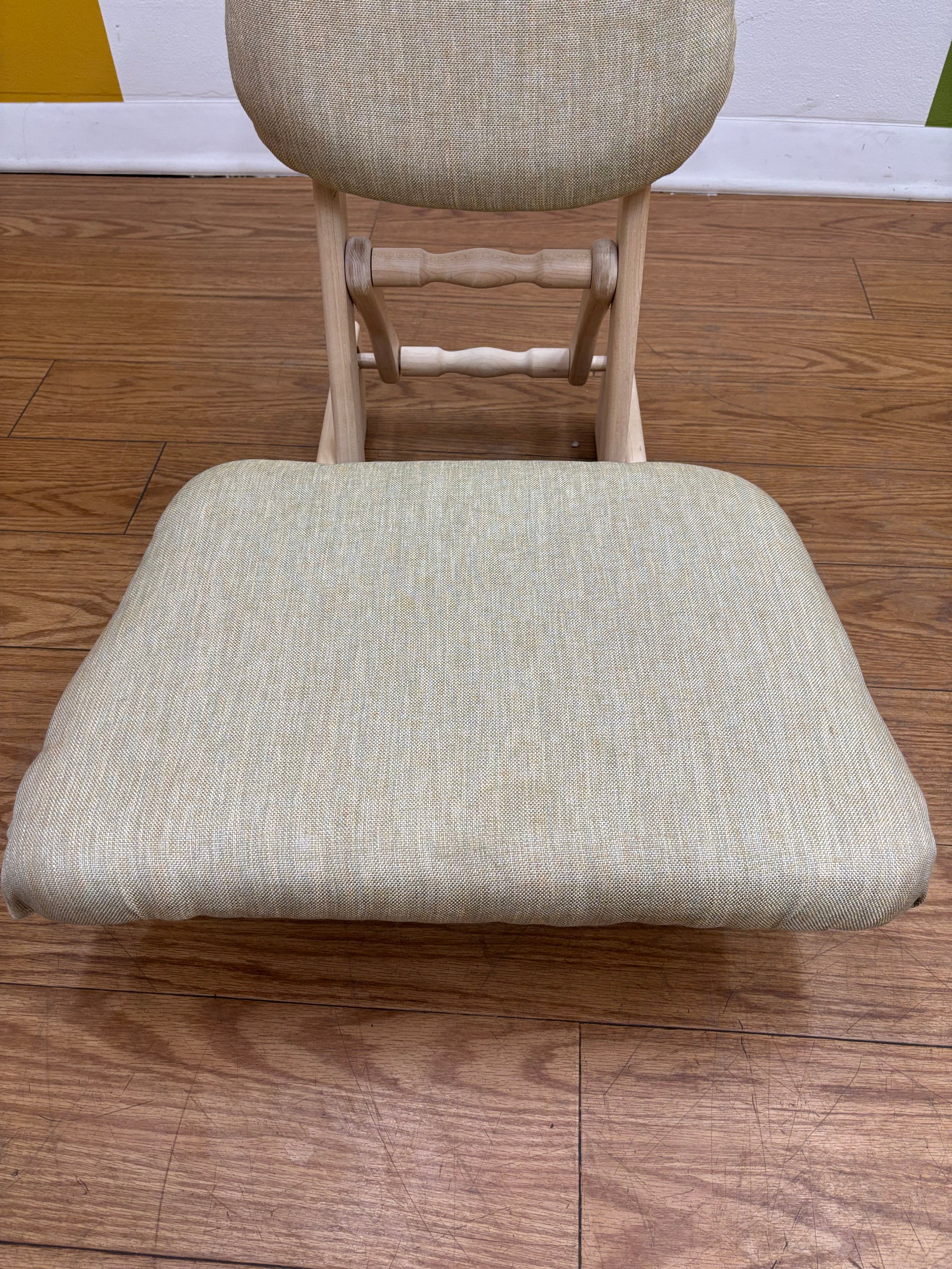 Folding Low Profile Chair