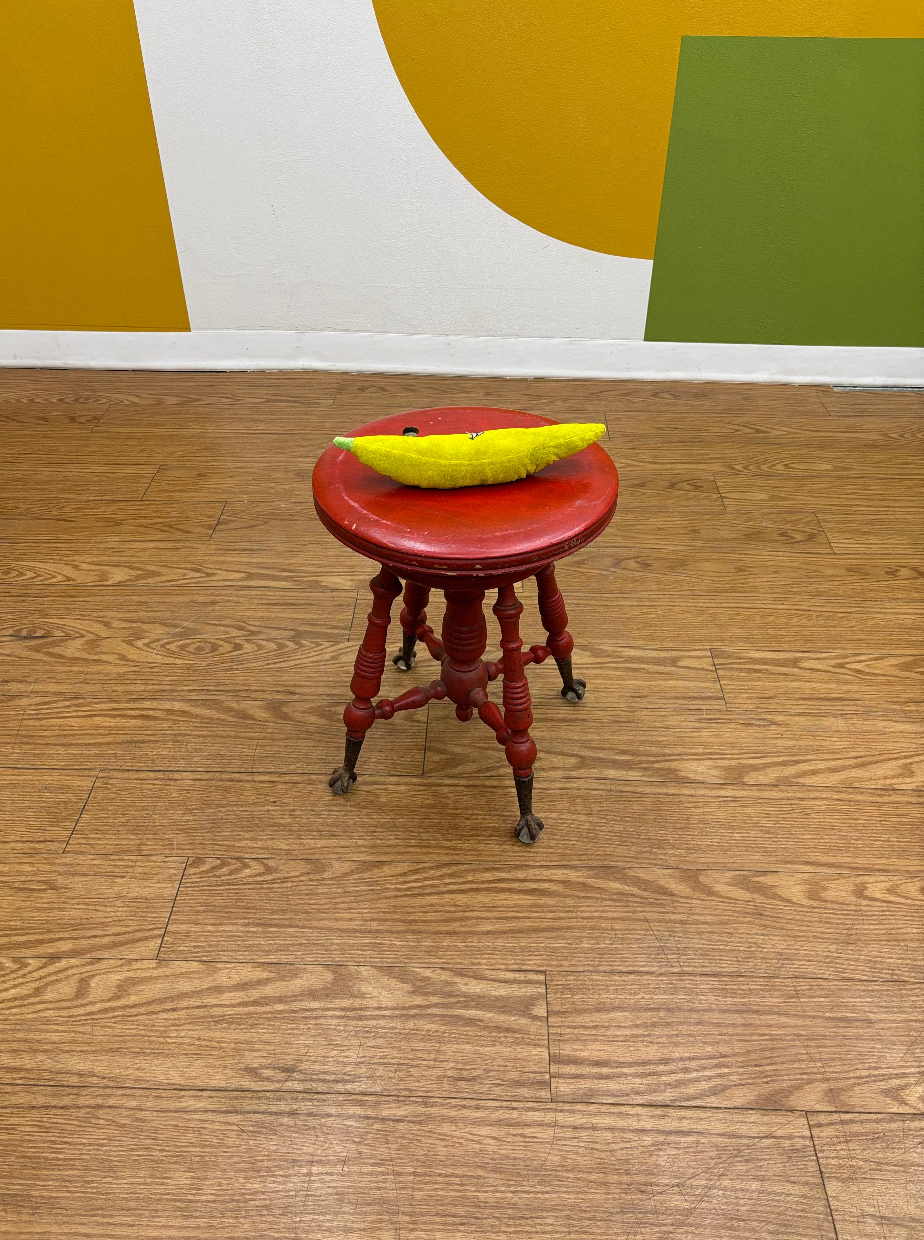 Red Claw Swivel Piano Stool