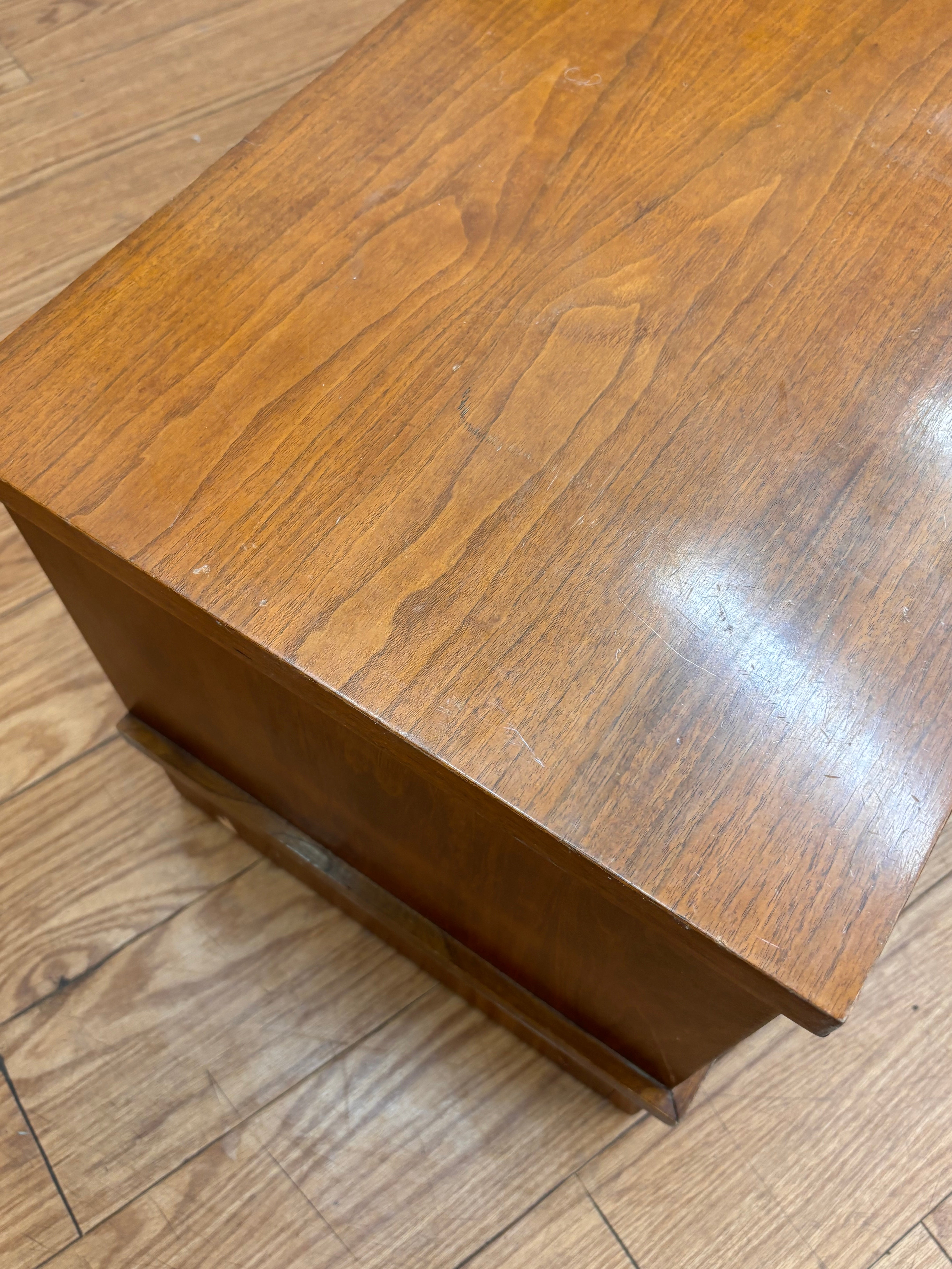 Lane Wood Chest