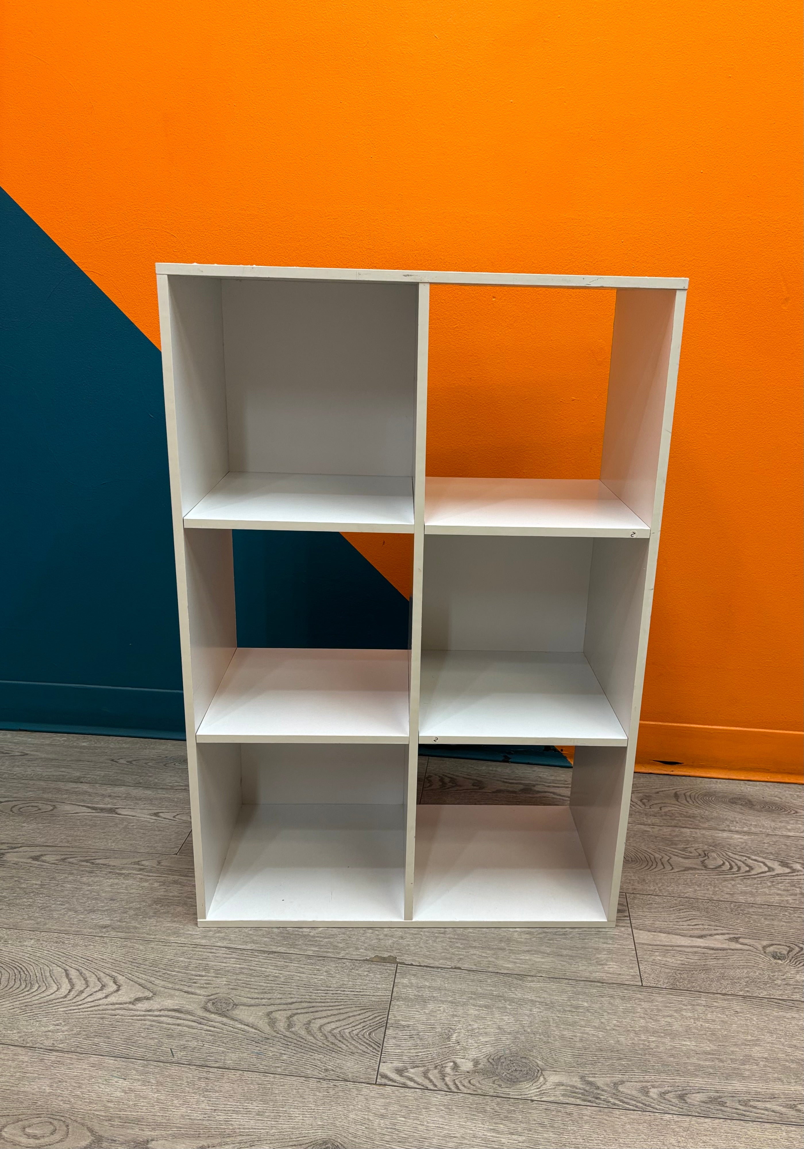6 Cube White Shelf
