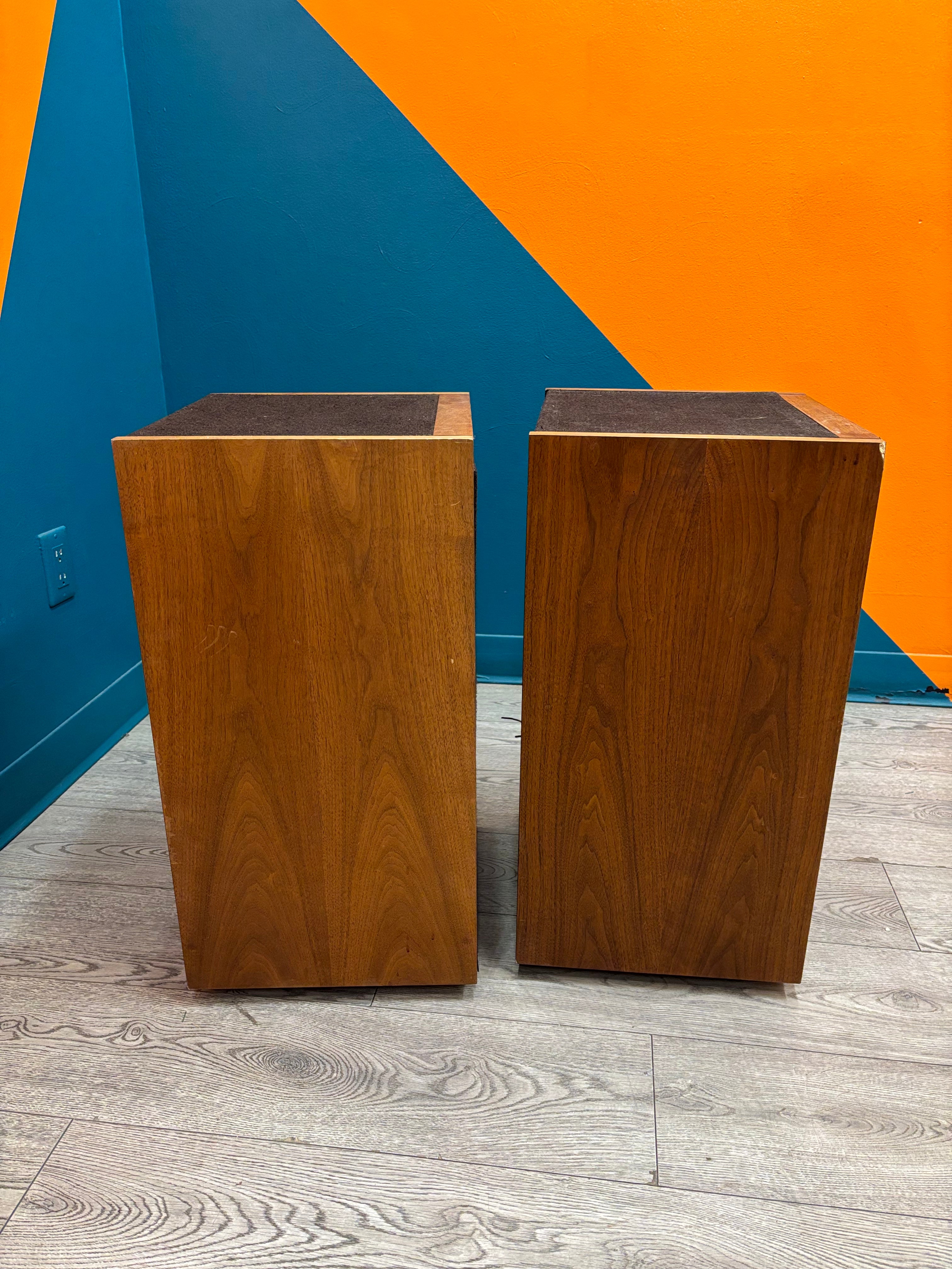 Set of Bose 601 Cabinet Speakers