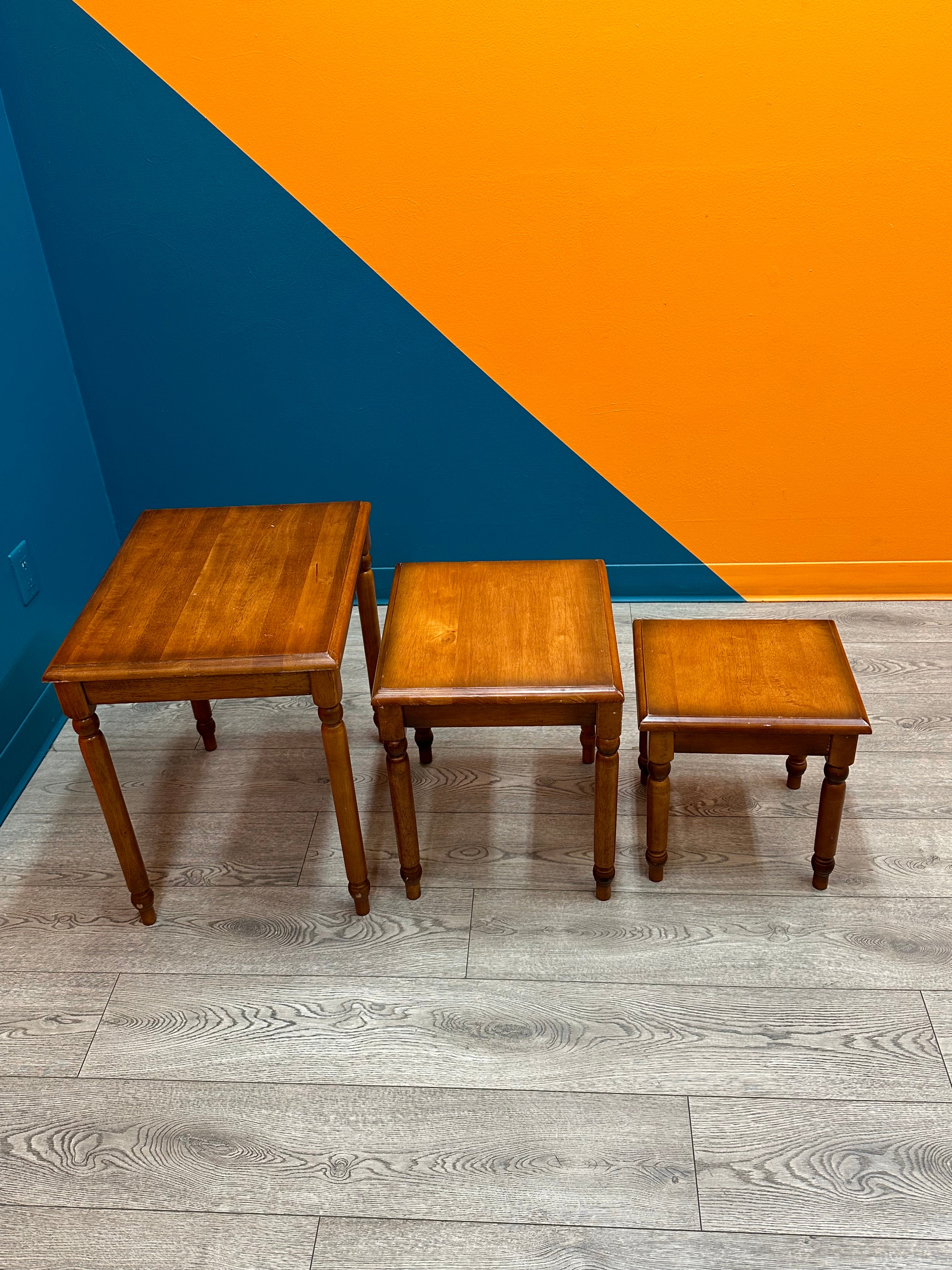 (3) Wooden Nesting Tables