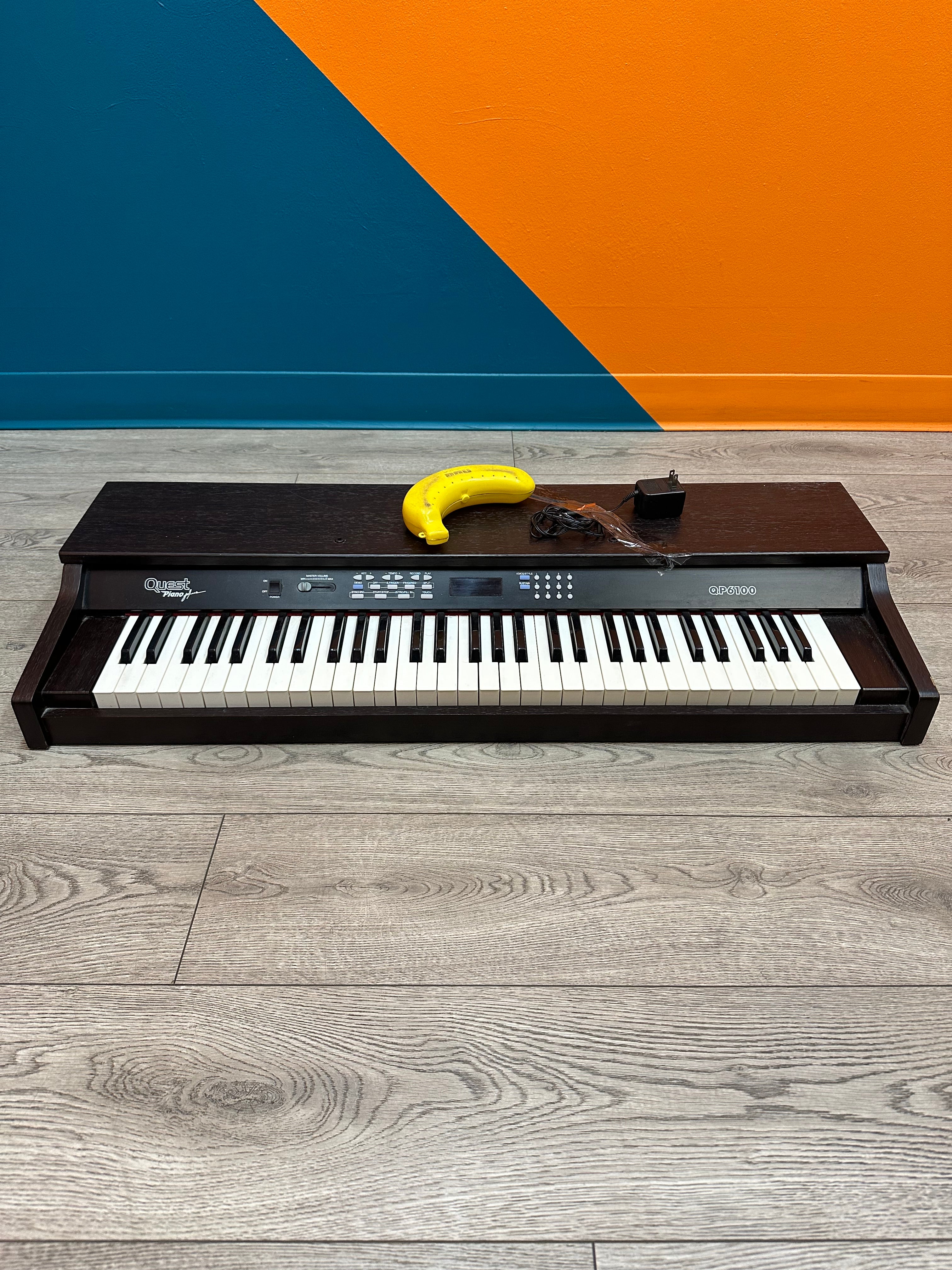 Quest Piano Plus Keyboard