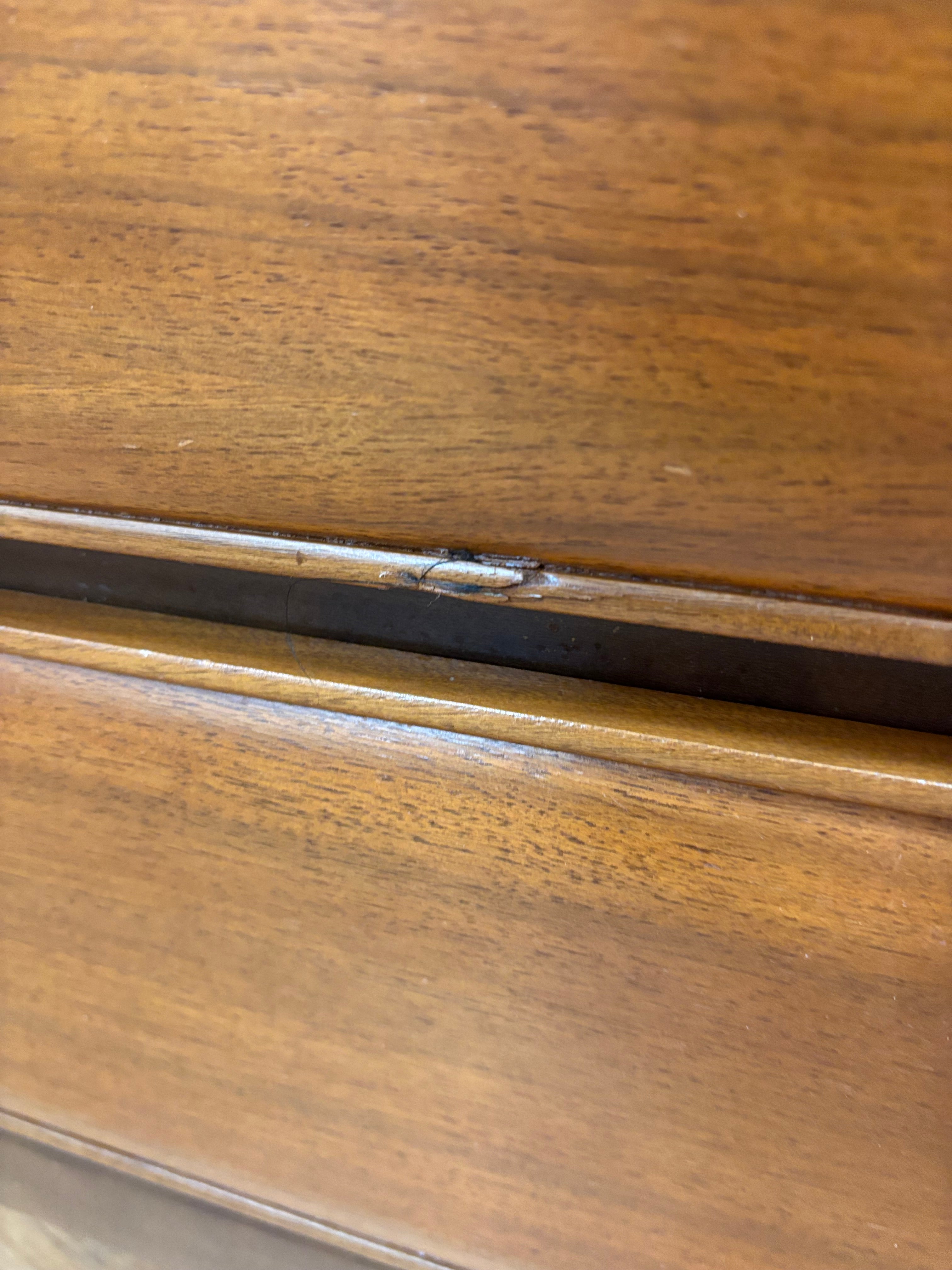 Wood 7 Drawer Dresser