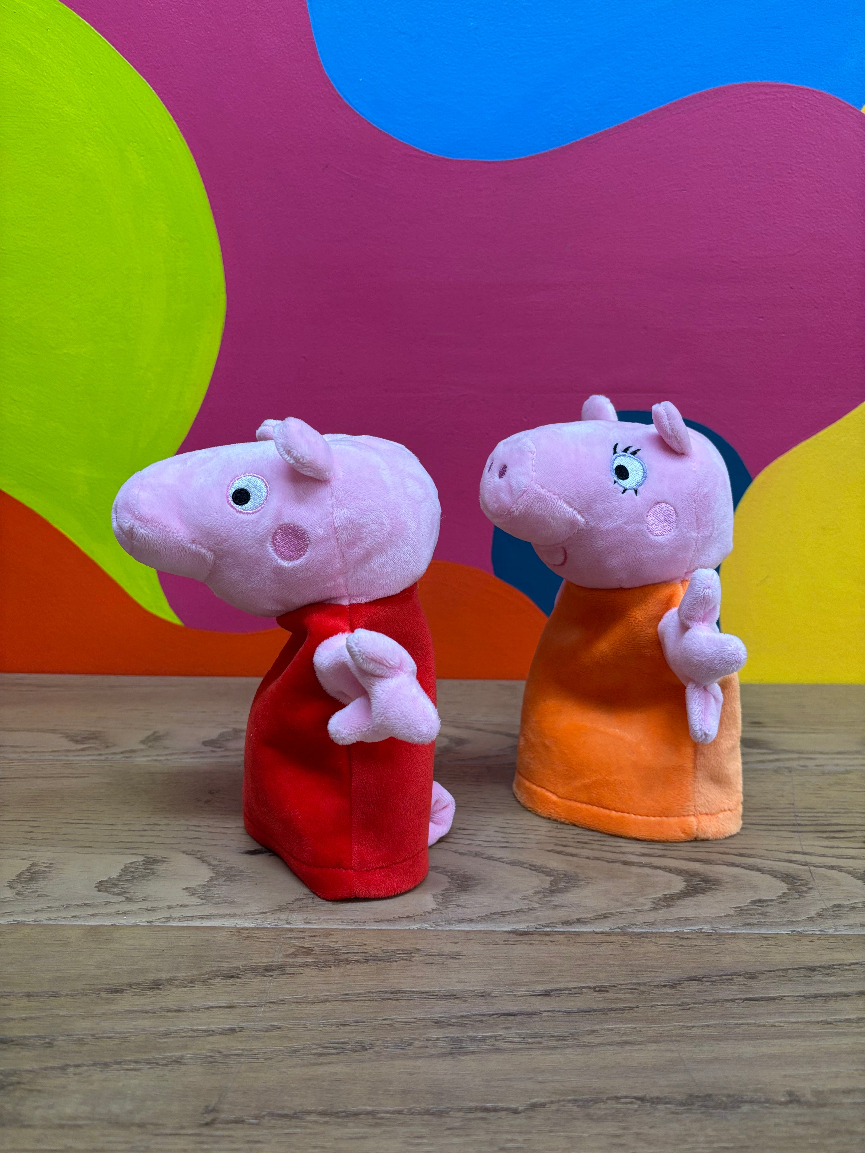 Peppa Pig & Mommy Pig Hand Puppet's