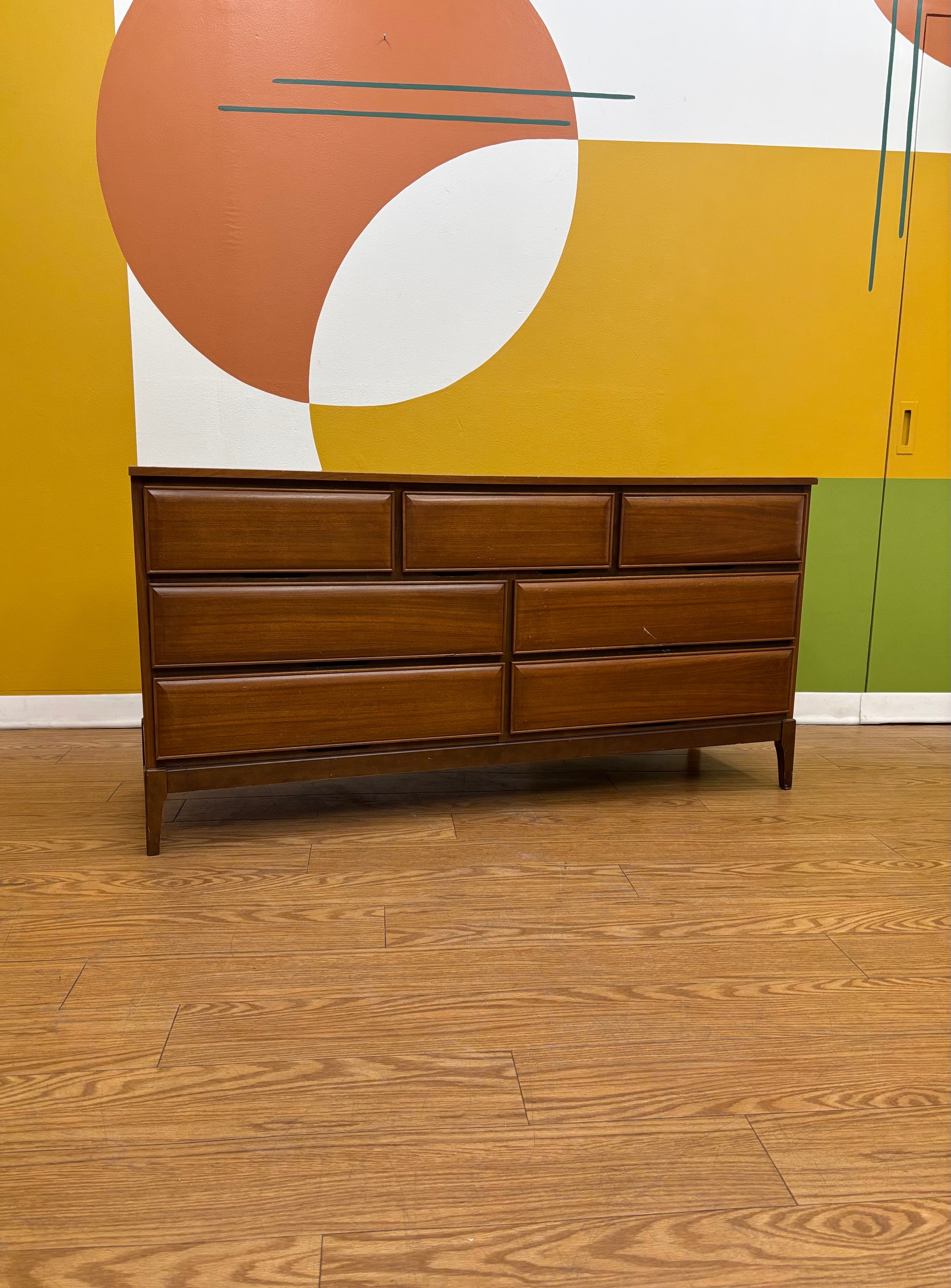 Wood 7 Drawer Dresser