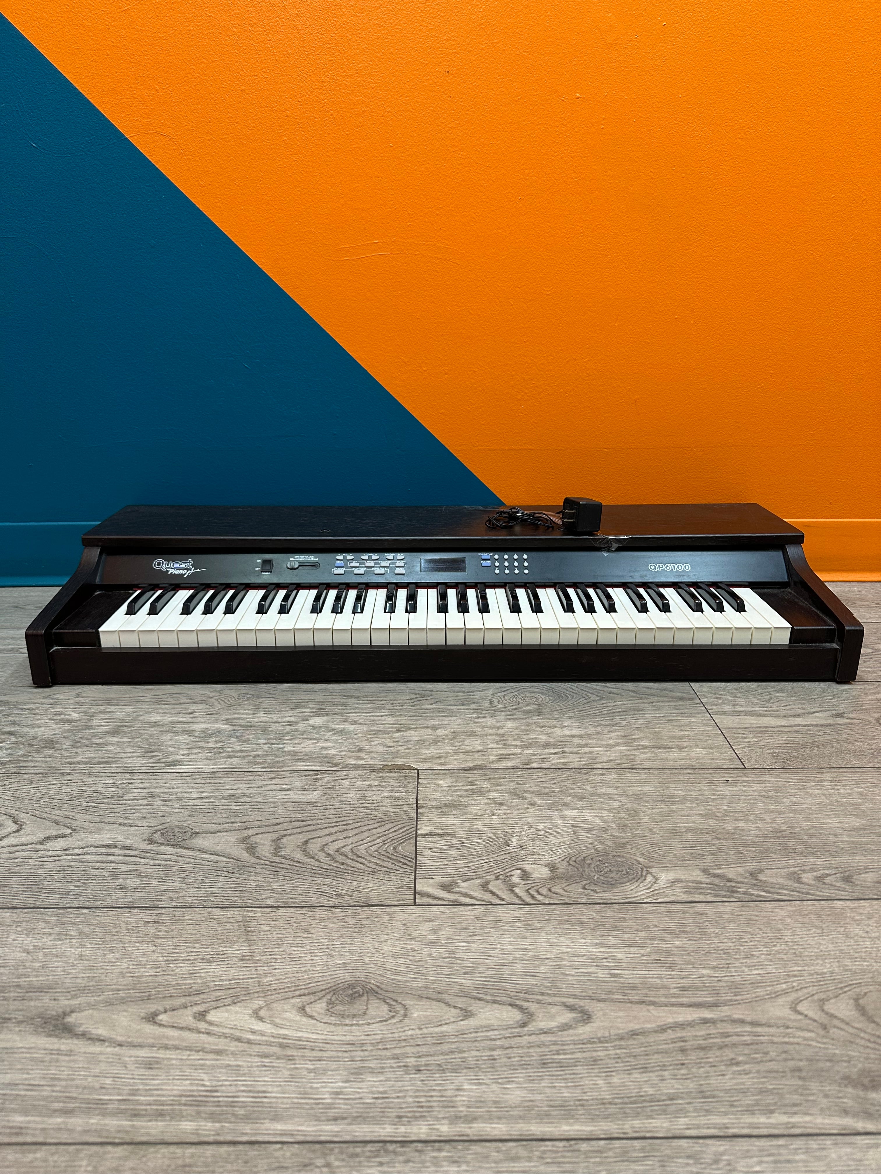 Quest Piano Plus Keyboard