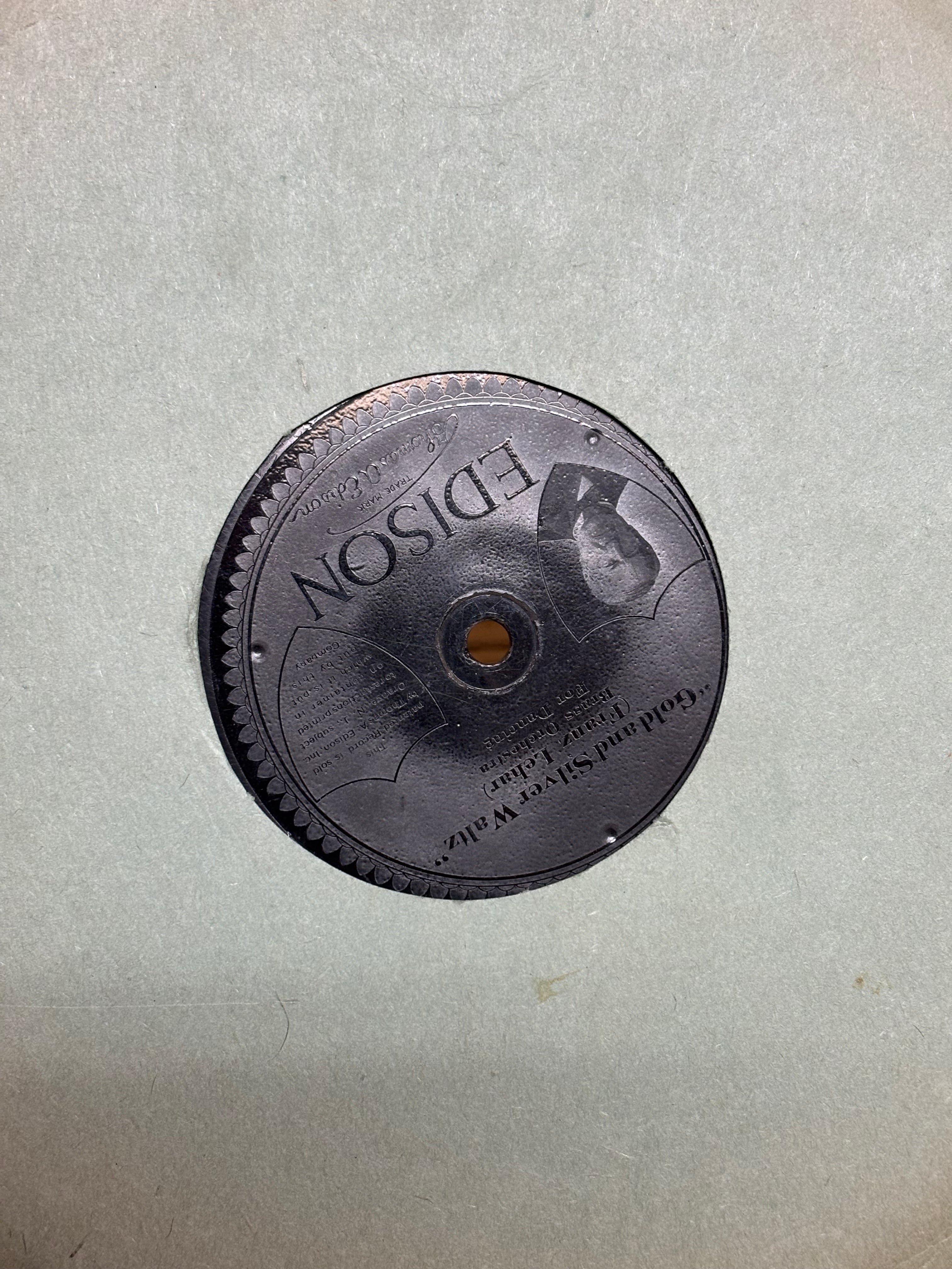 Edison Diamond Disc The Glory of "The Yankee Navy March"/"Gold and Silver Waltz"