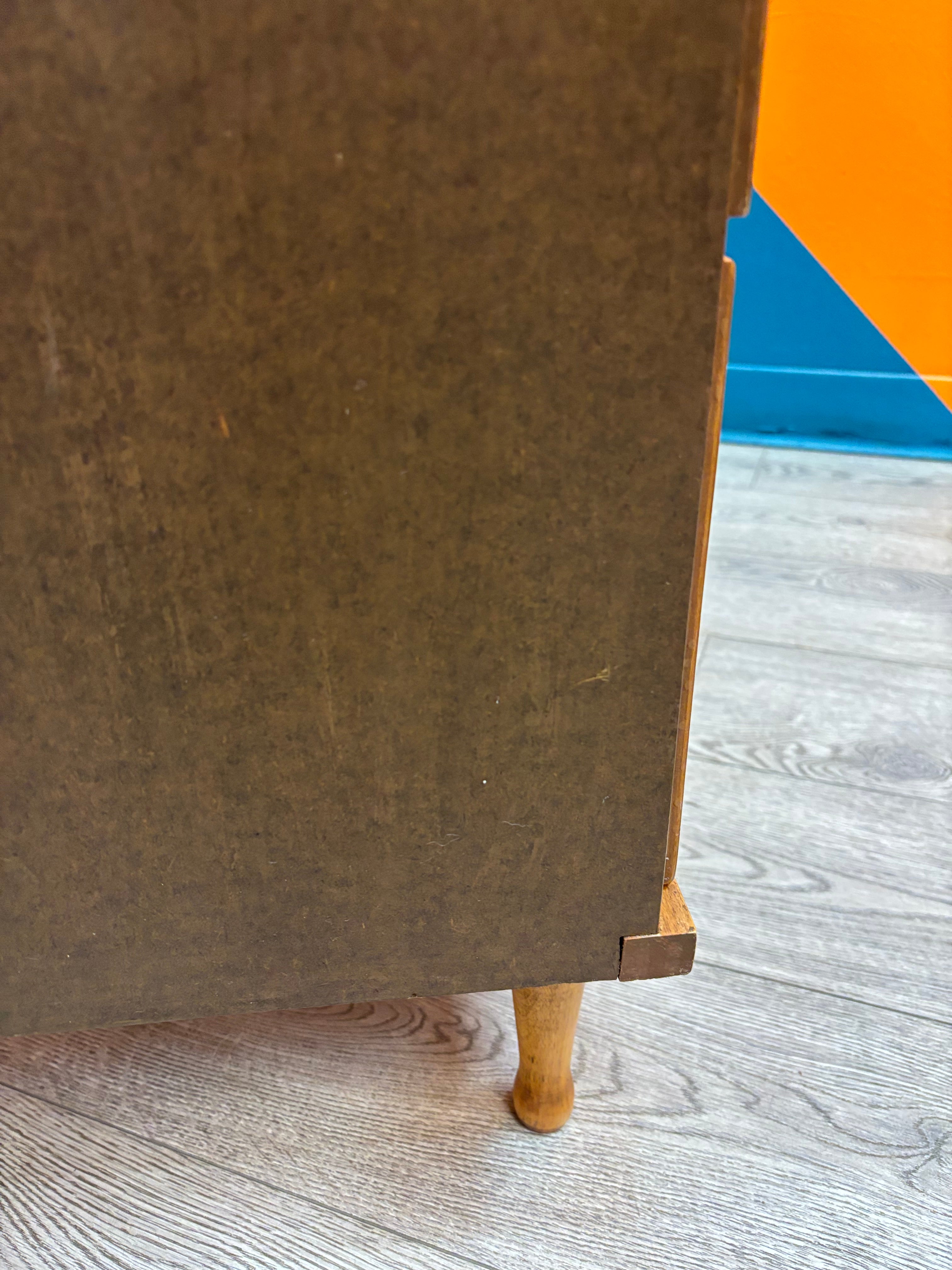 Wood 4 Drawer Dresser (J.W Kilgour & Bro.)