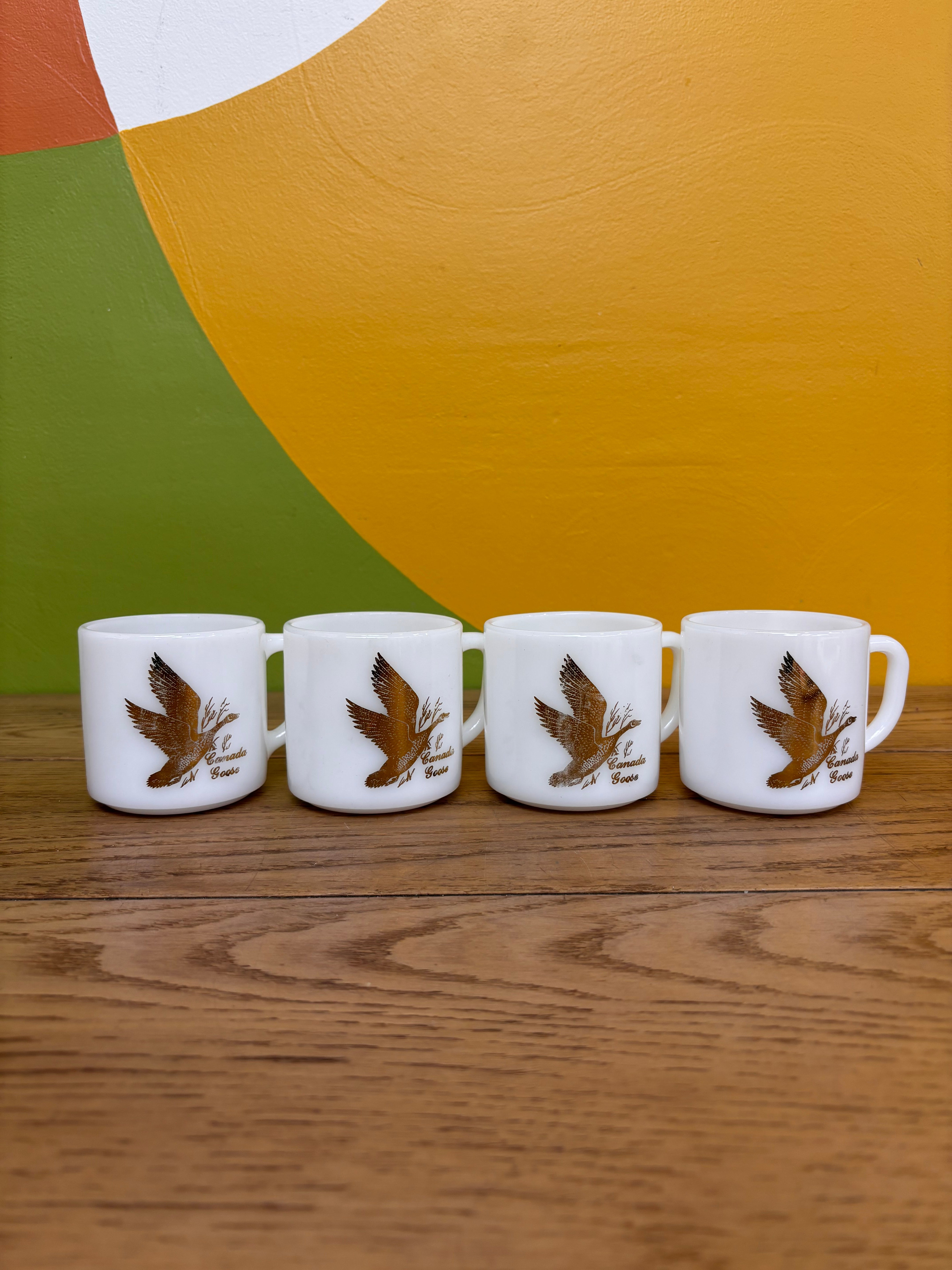 Federal Glass Canada Goose Mugs (4)