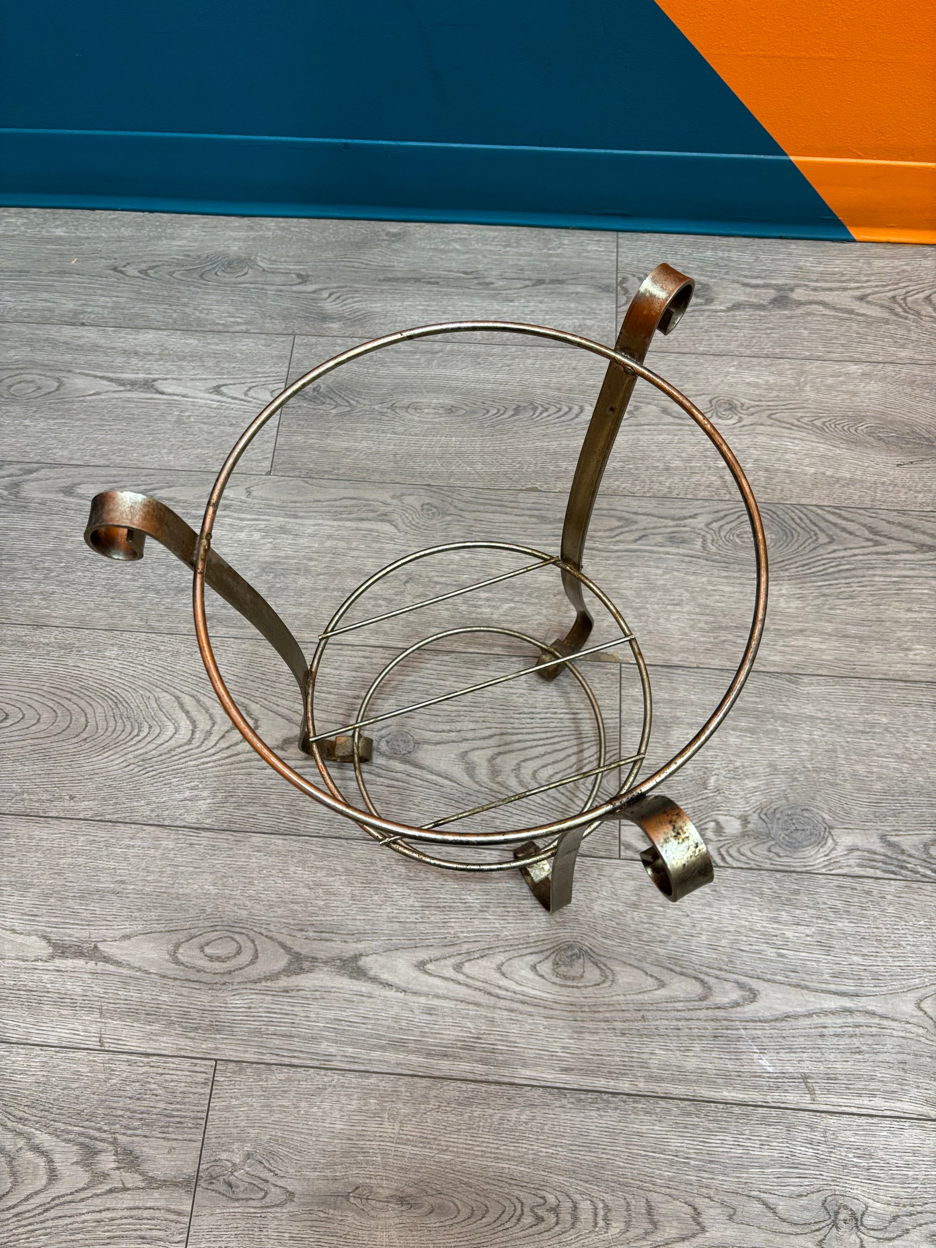 Metal Plant Stand