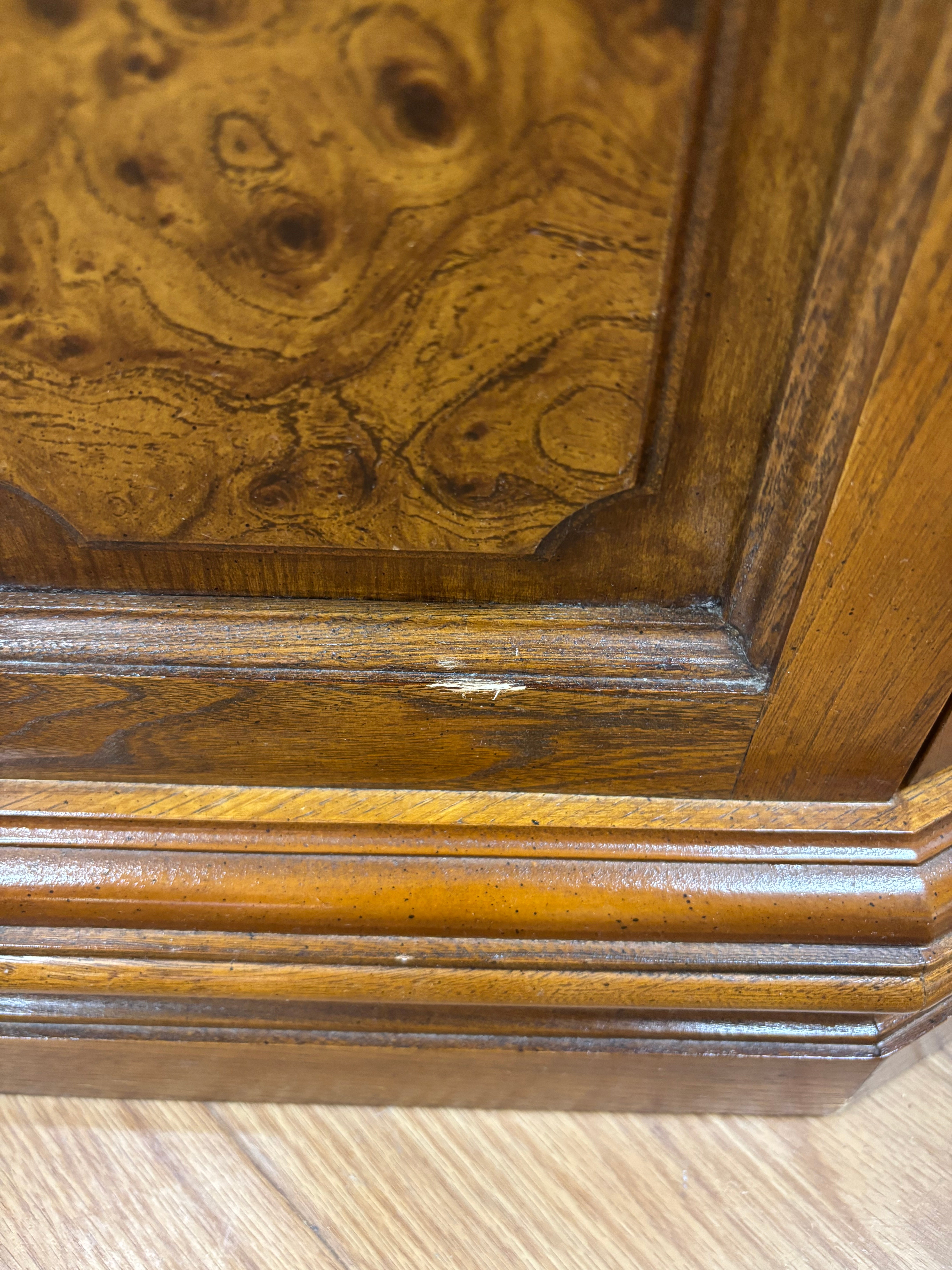 Wood Cabinet