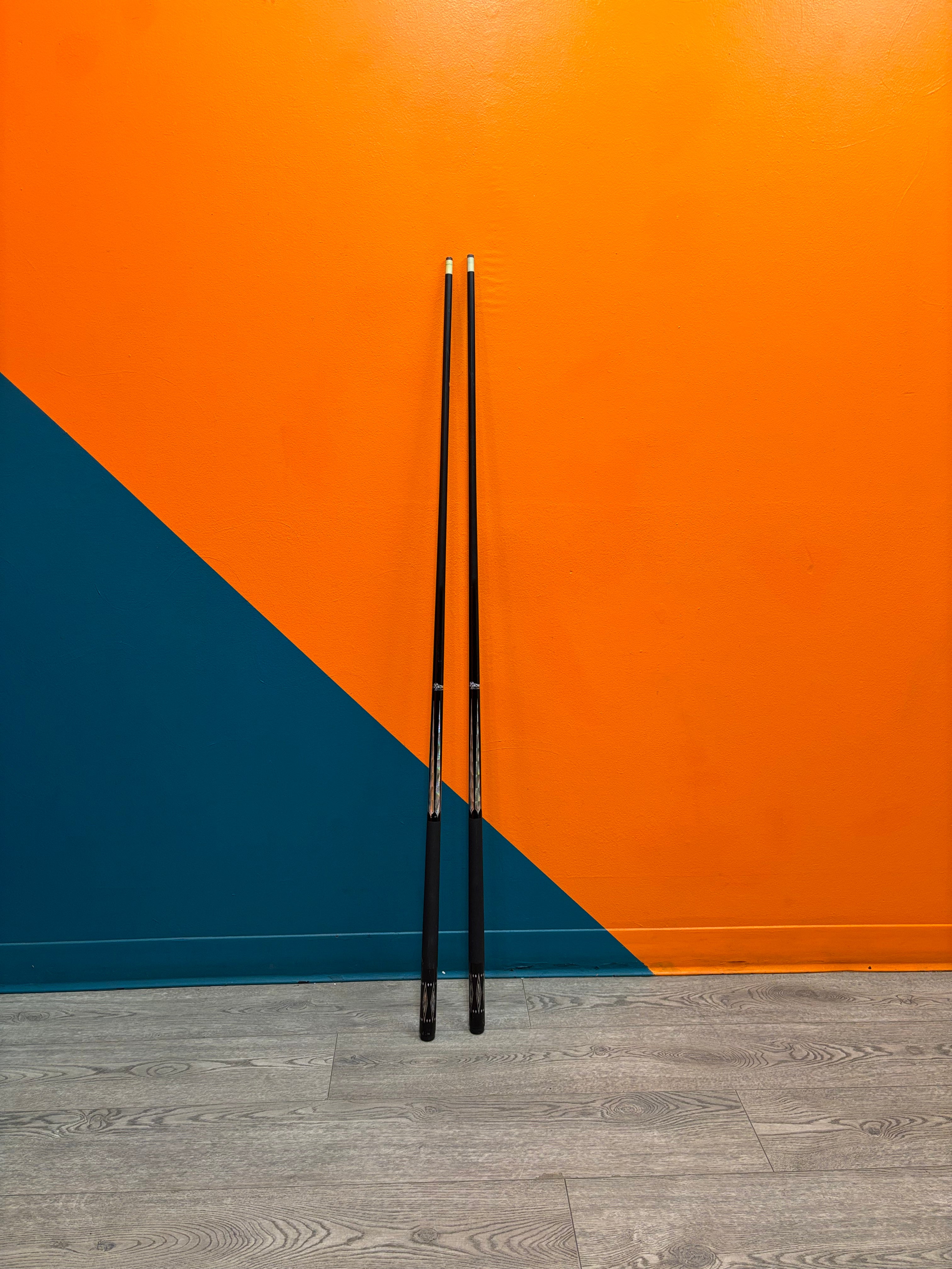 (2) Bronston Billiards Pool Cues
