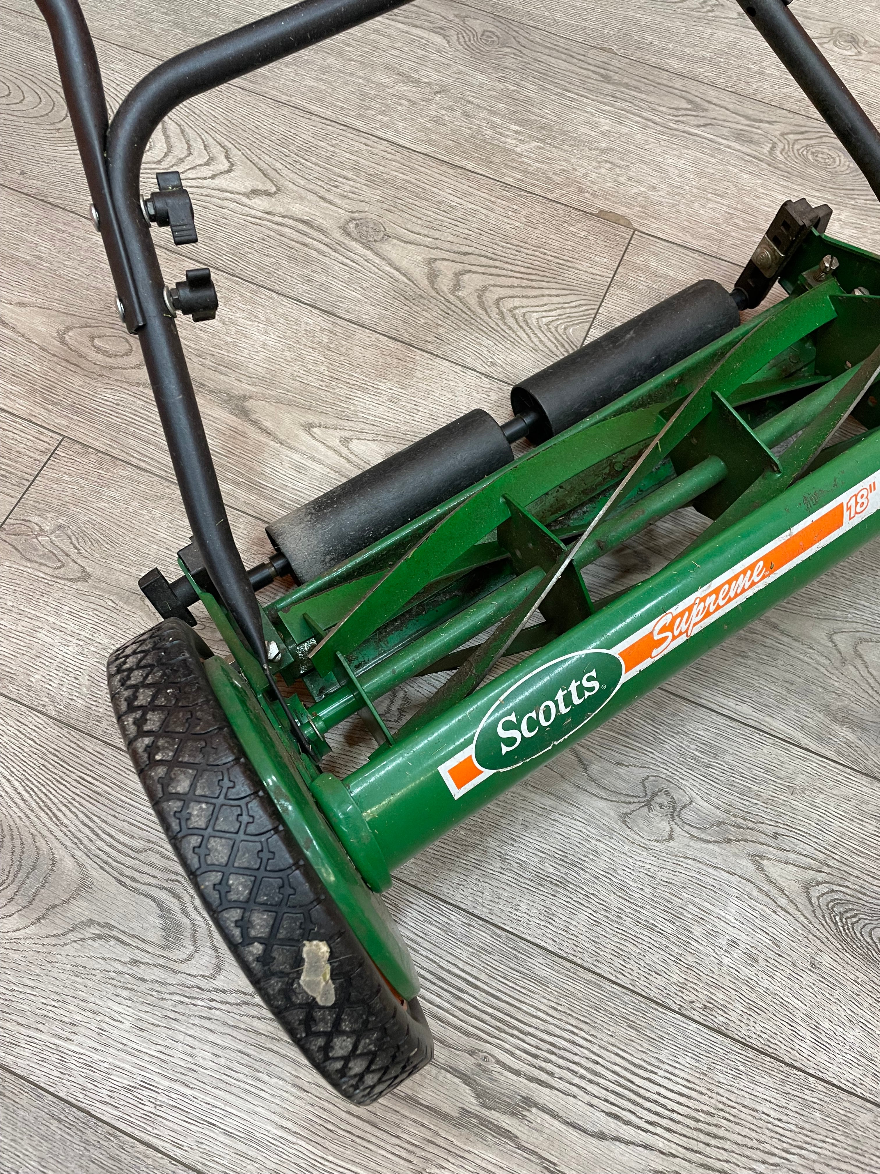 Scott's Supreme 18" Push Mower