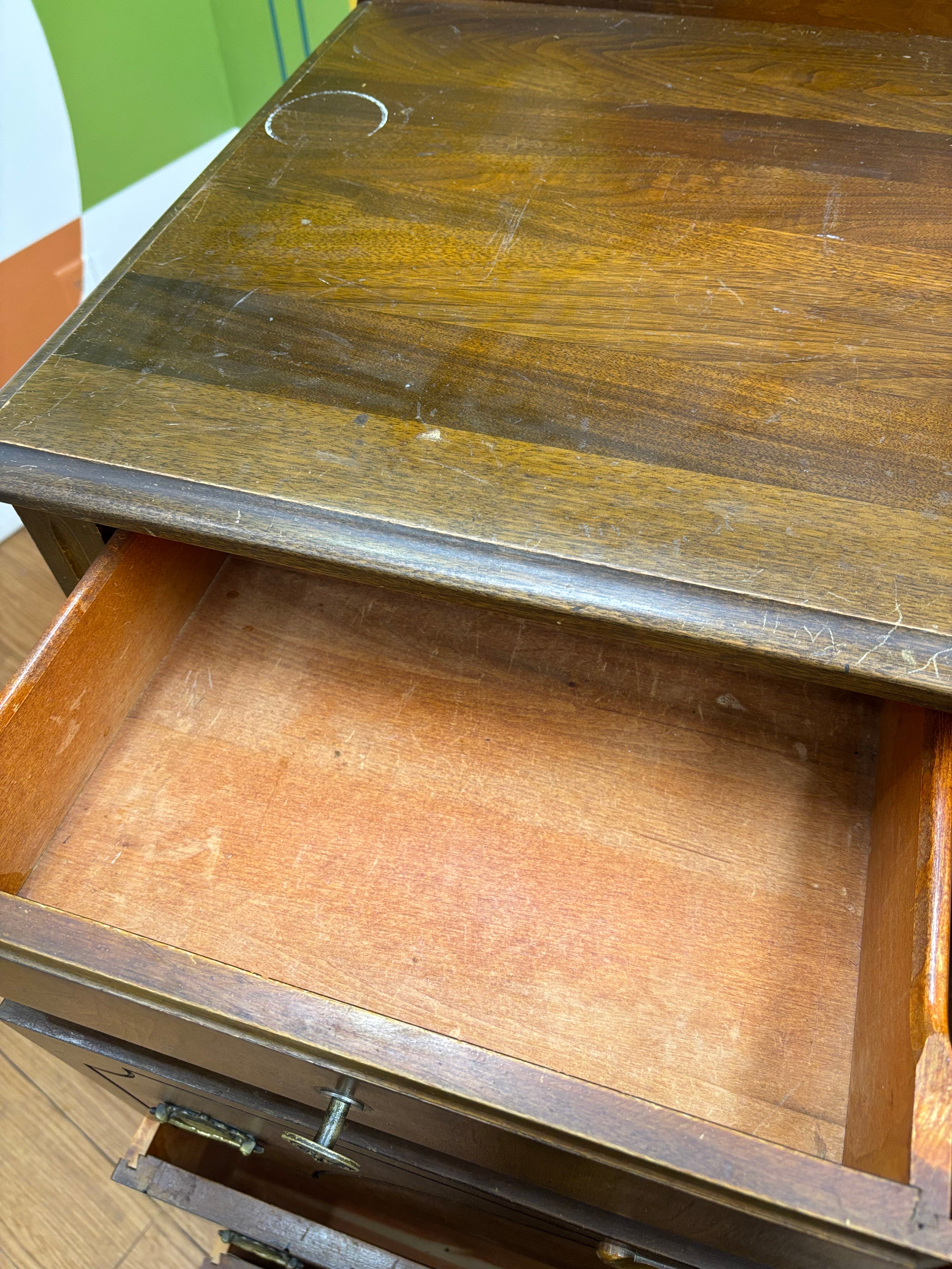 Wood Dresser