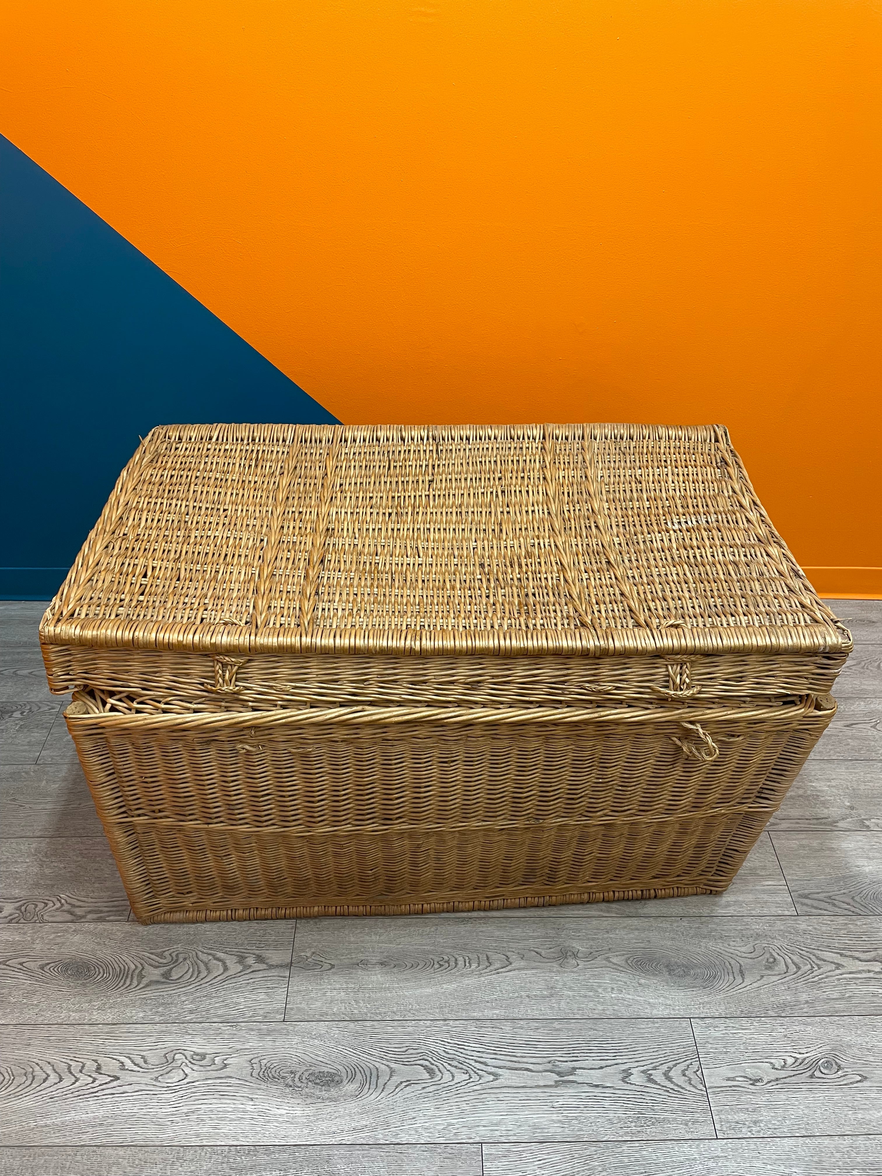 Extra Large Wicker Trunk